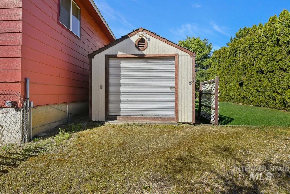 2811 Apollo Place Property Photo 29