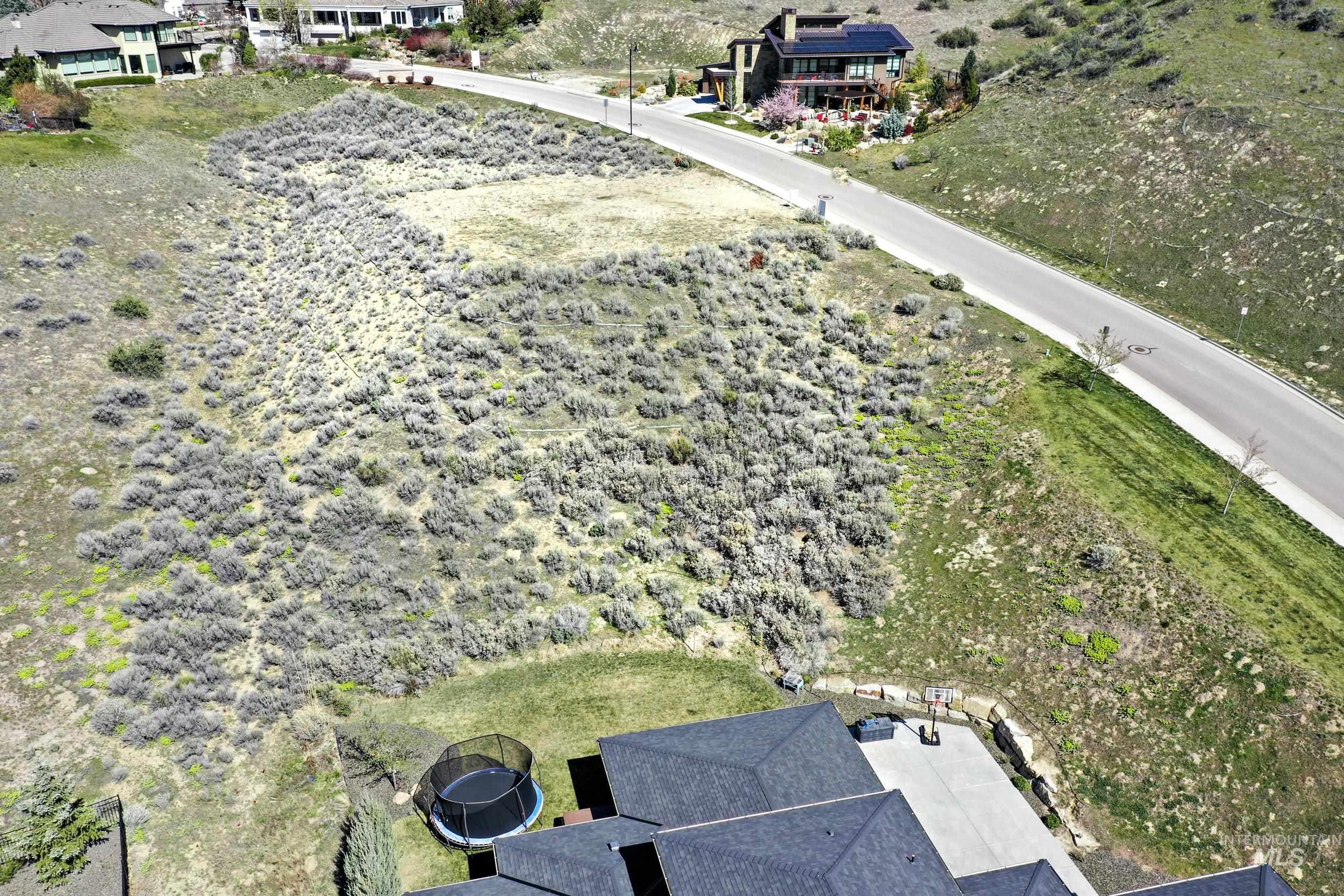 4335 N Sandpoint Way Property Photo 8