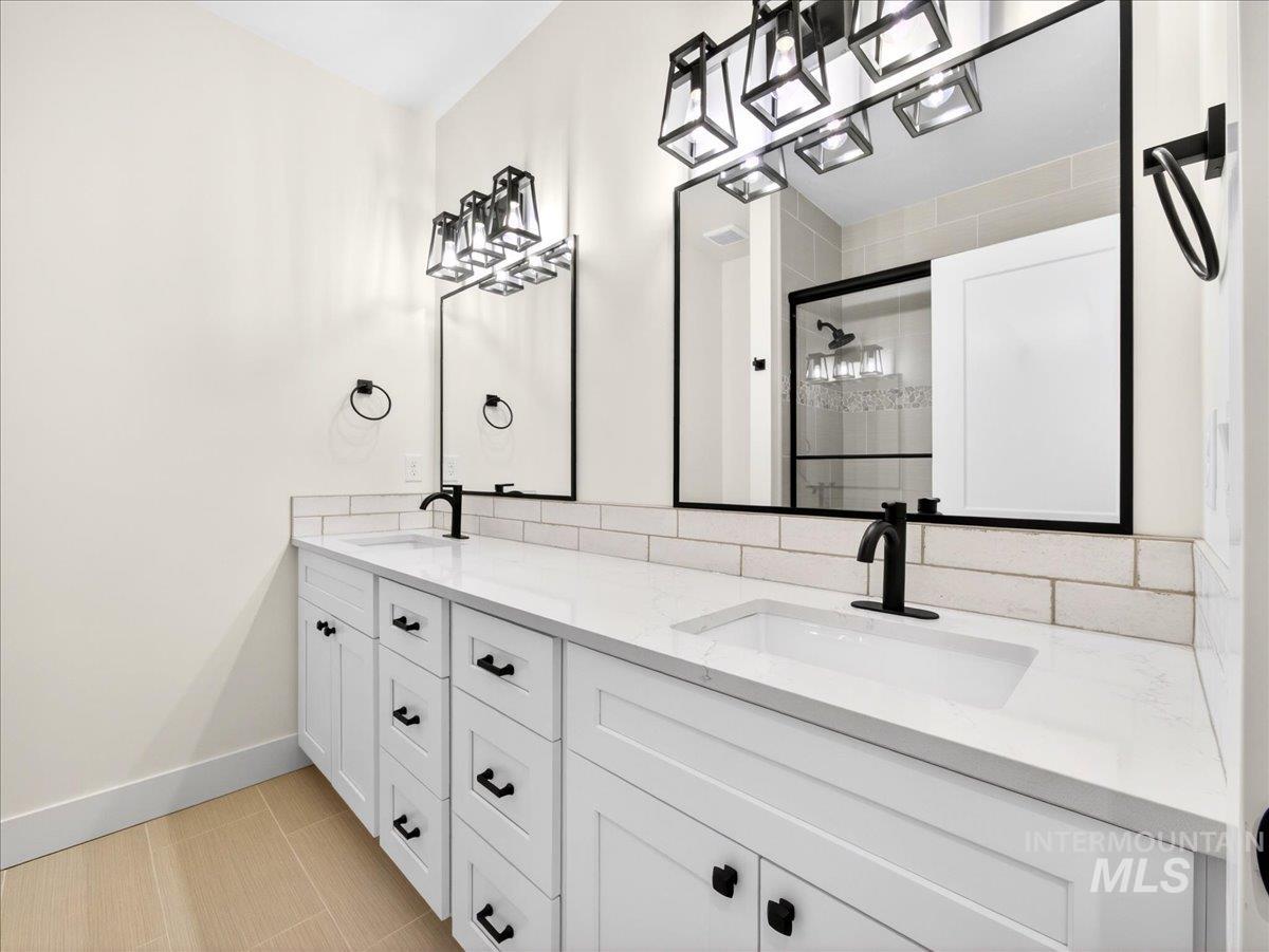 25773 Clydesdale Lane Property Photo 37