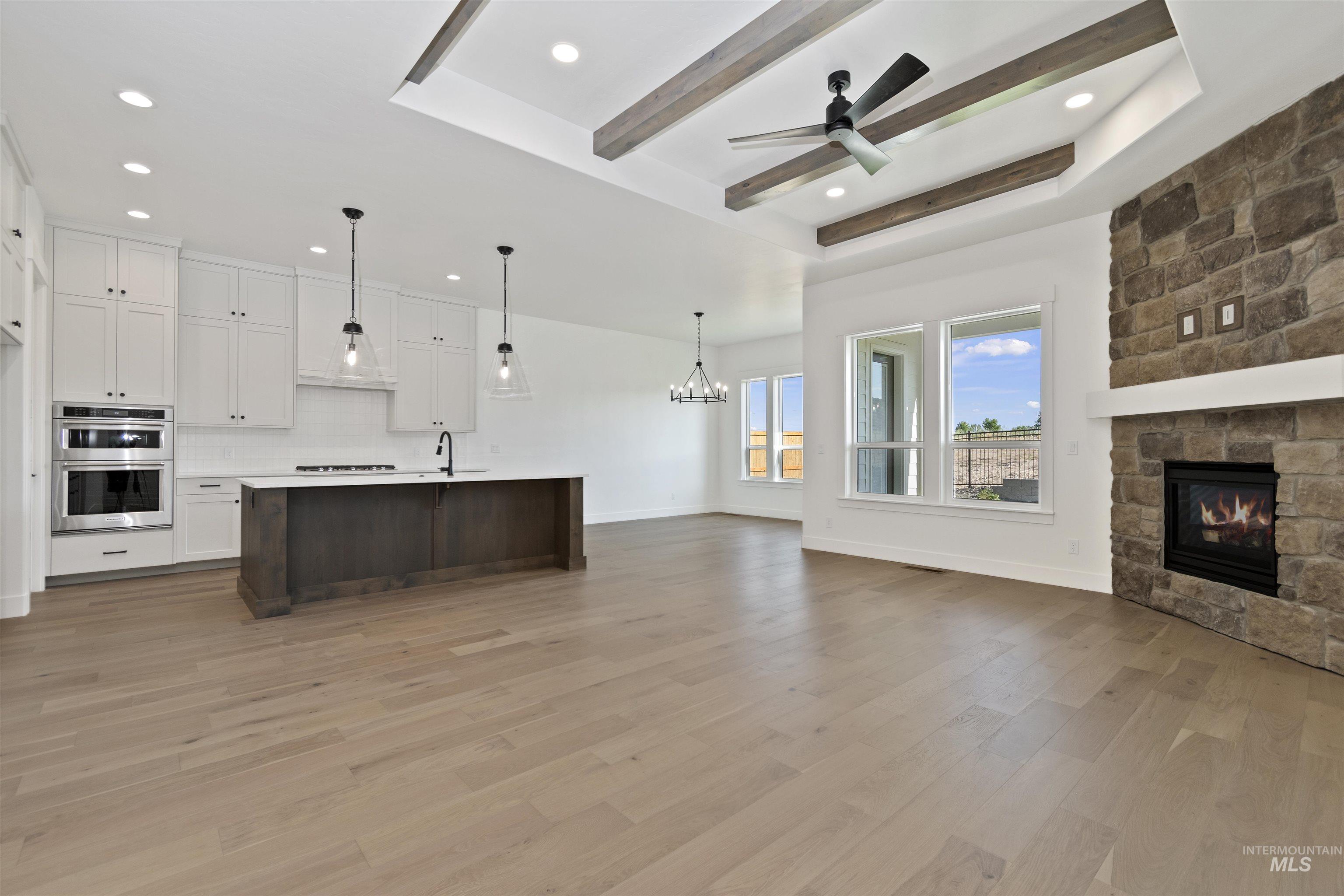 2117 E Sweet Pearl Property Photo 5
