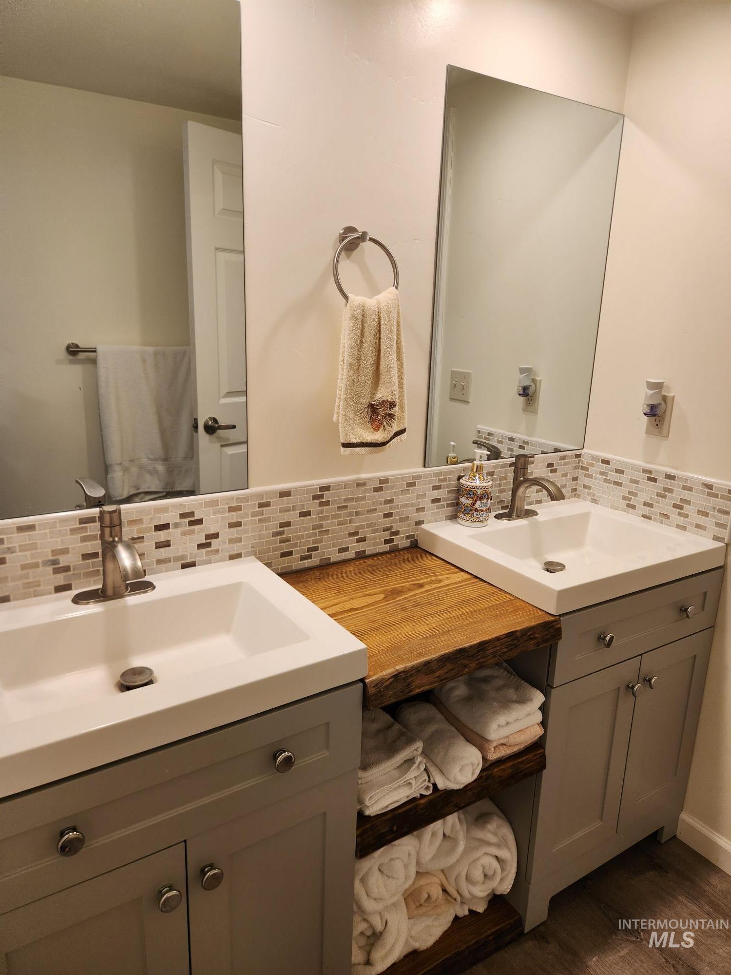 232 Camas Rd. Property Photo 31