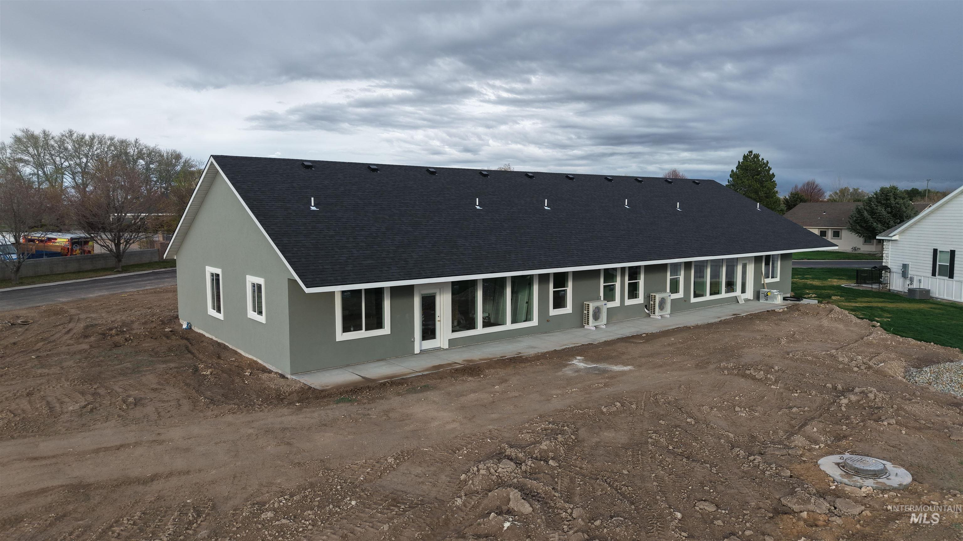 40 Lakeside Loop Property Photo 14