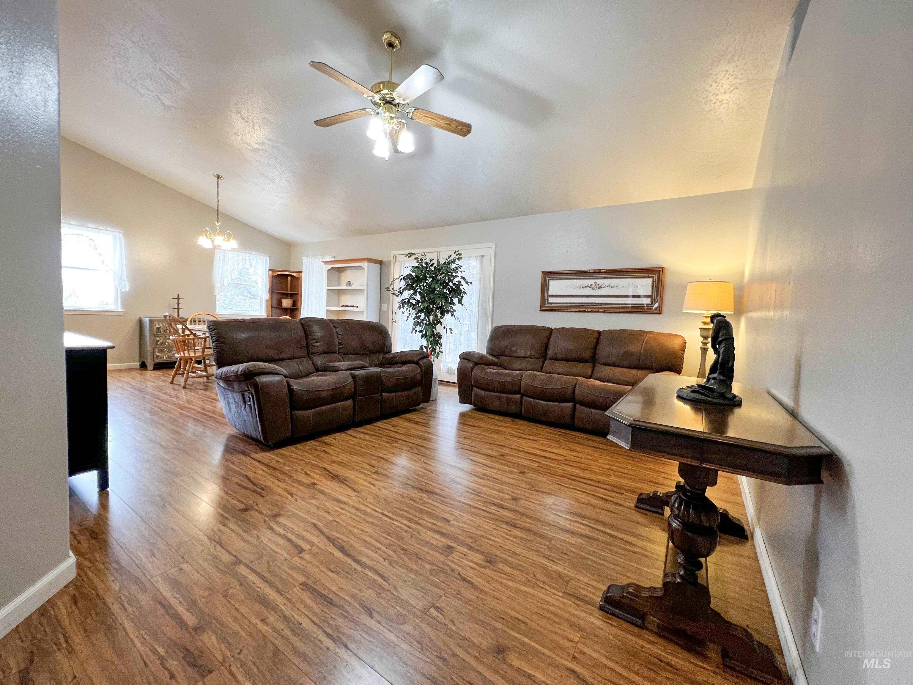875 Hughes Drive Property Photo 4
