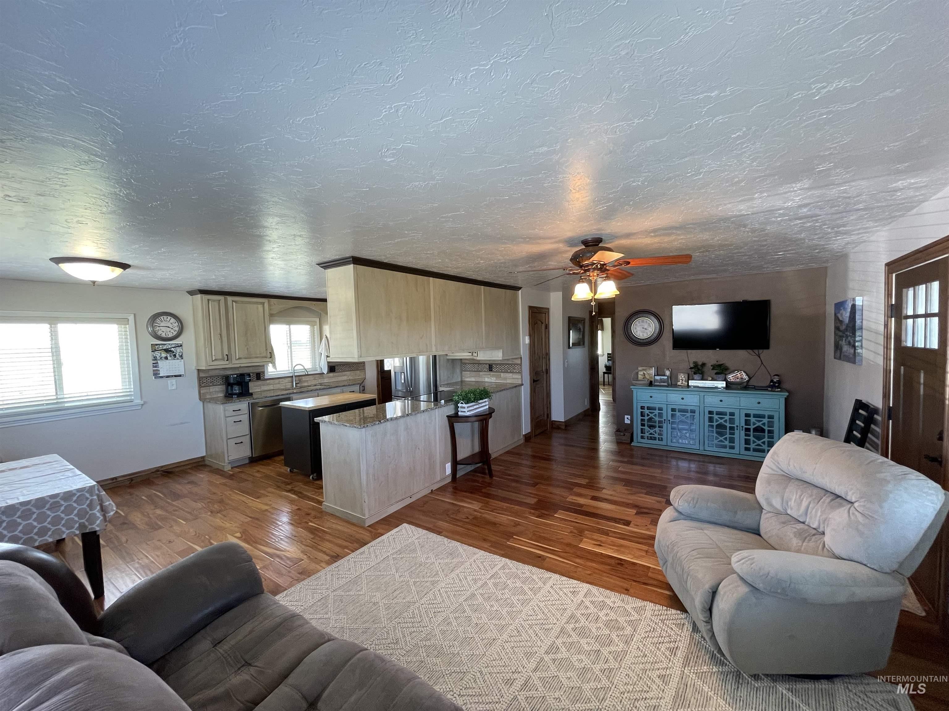 2155 E 1775 South Property Photo 2