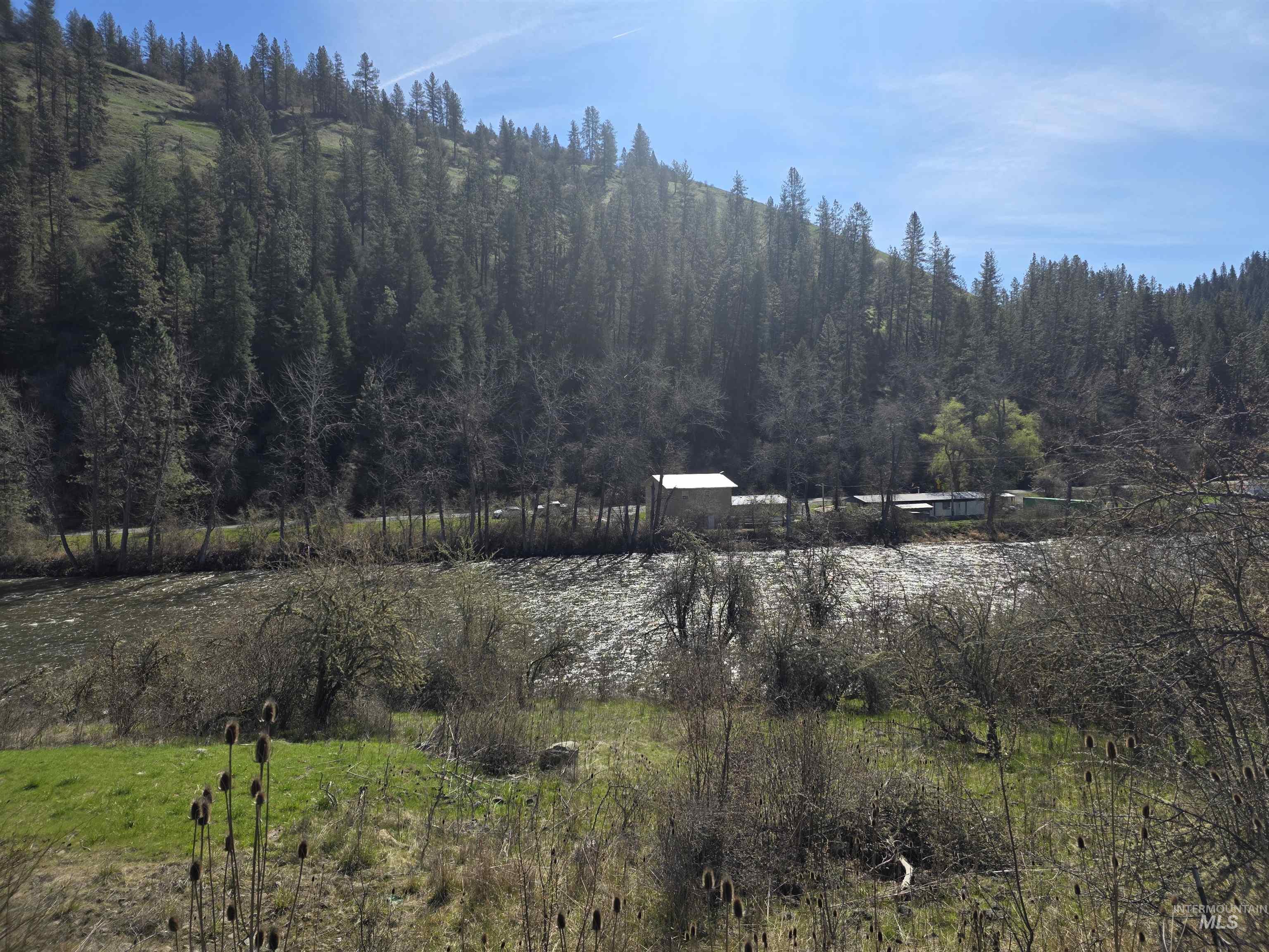 3745 Hwy 13 Property Photo 1
