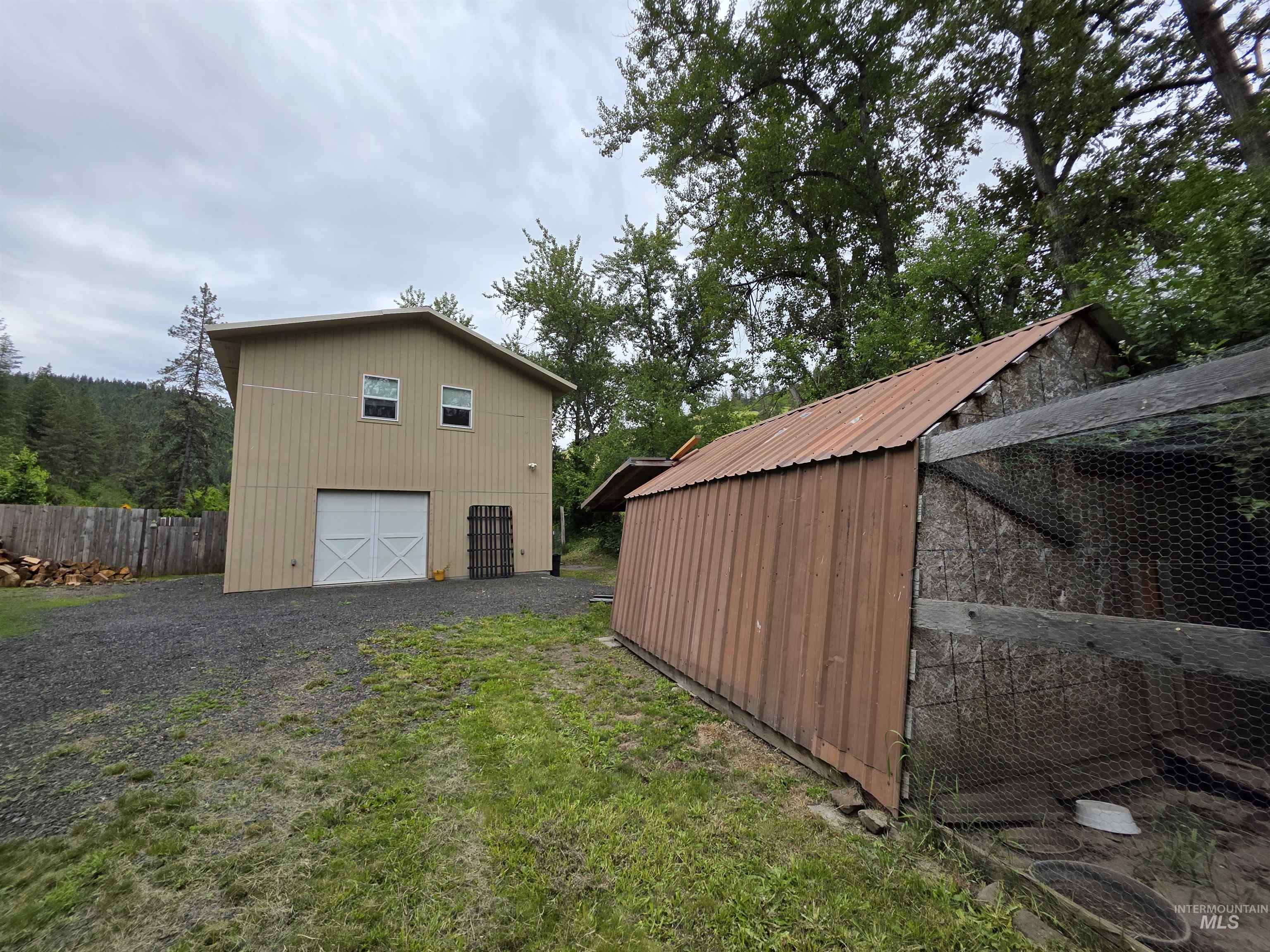 3745 Hwy 13 Property Photo 4