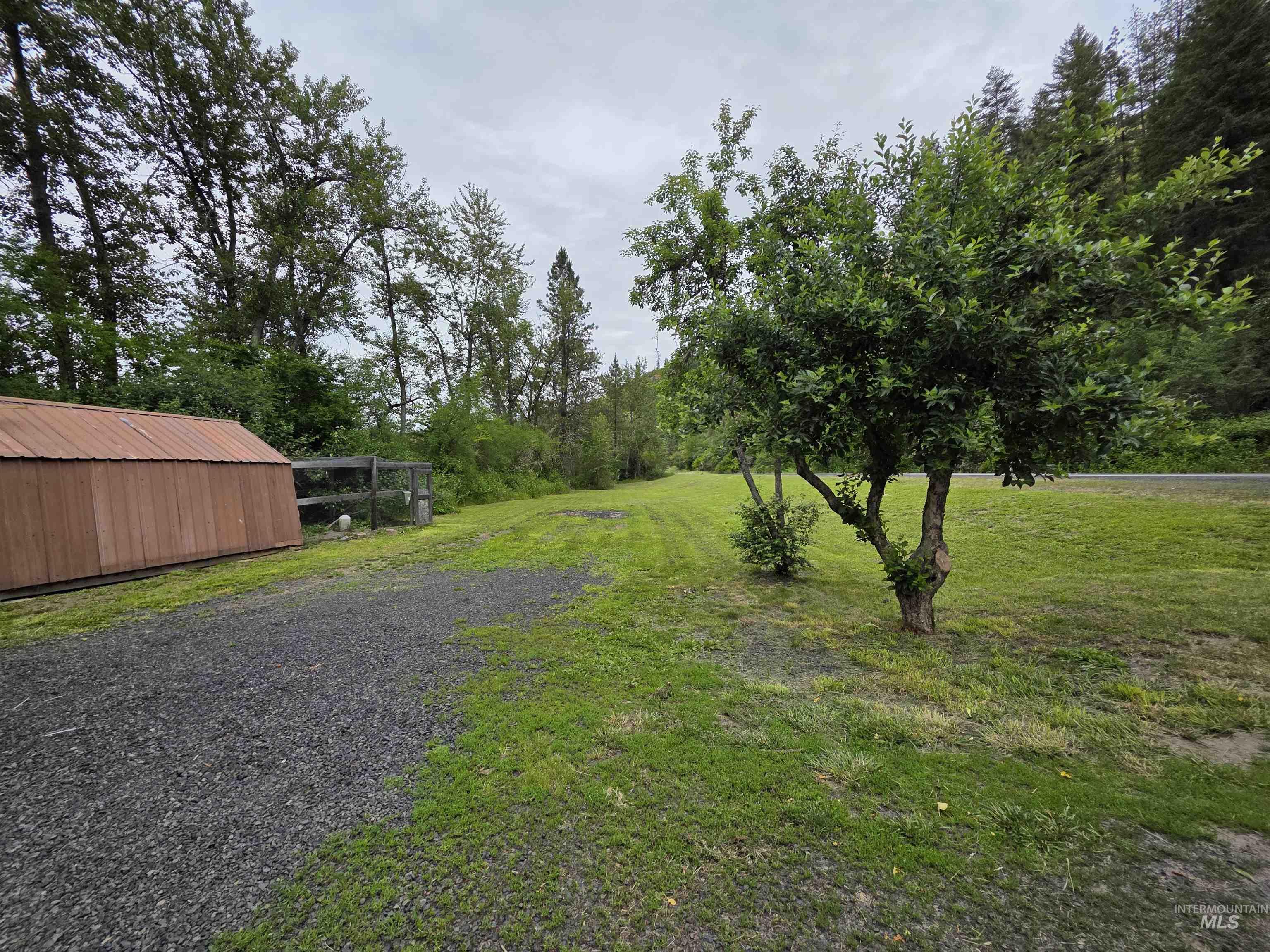 3745 Hwy 13 Property Photo 11