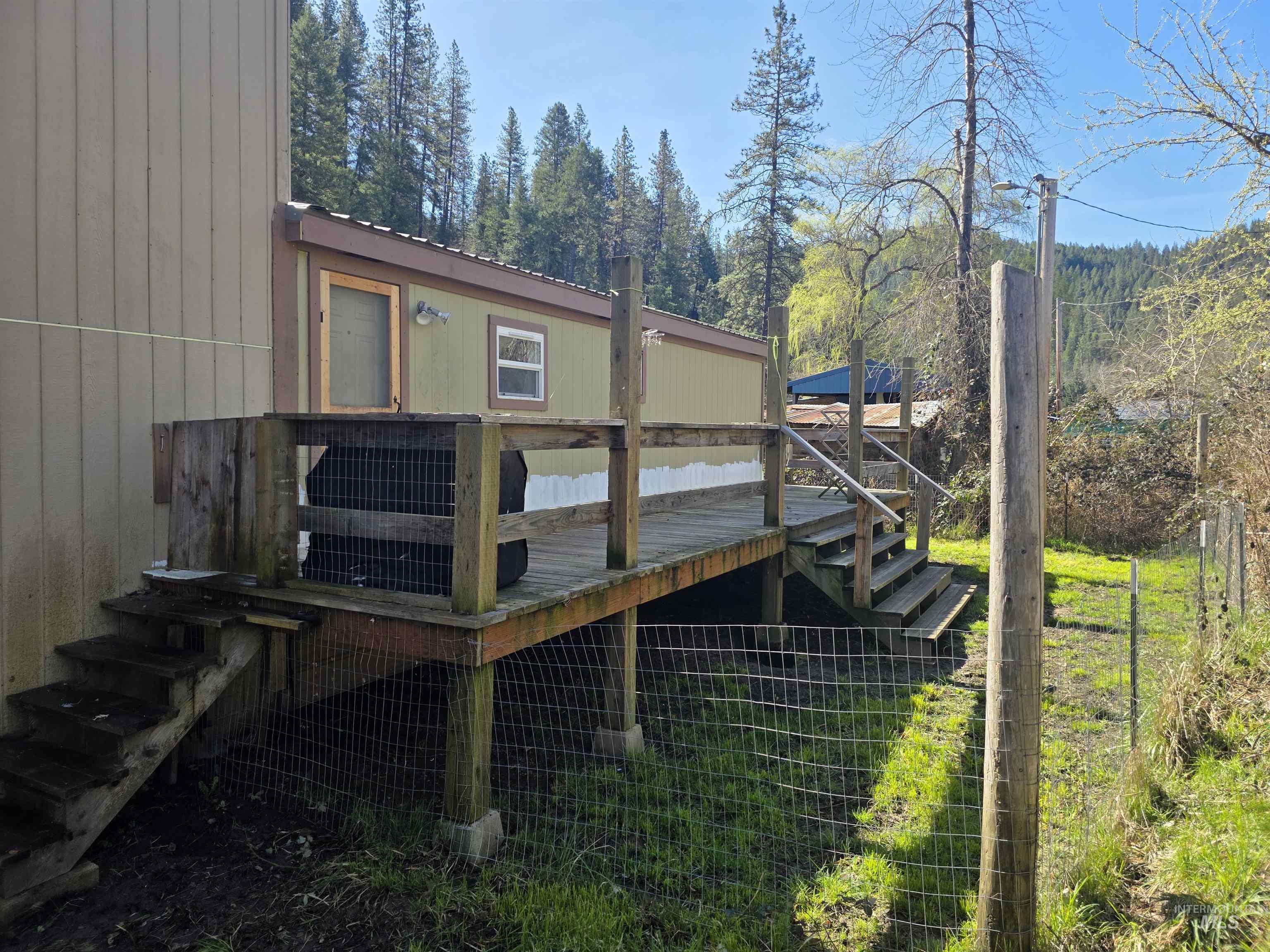 3745 Hwy 13 Property Photo 34