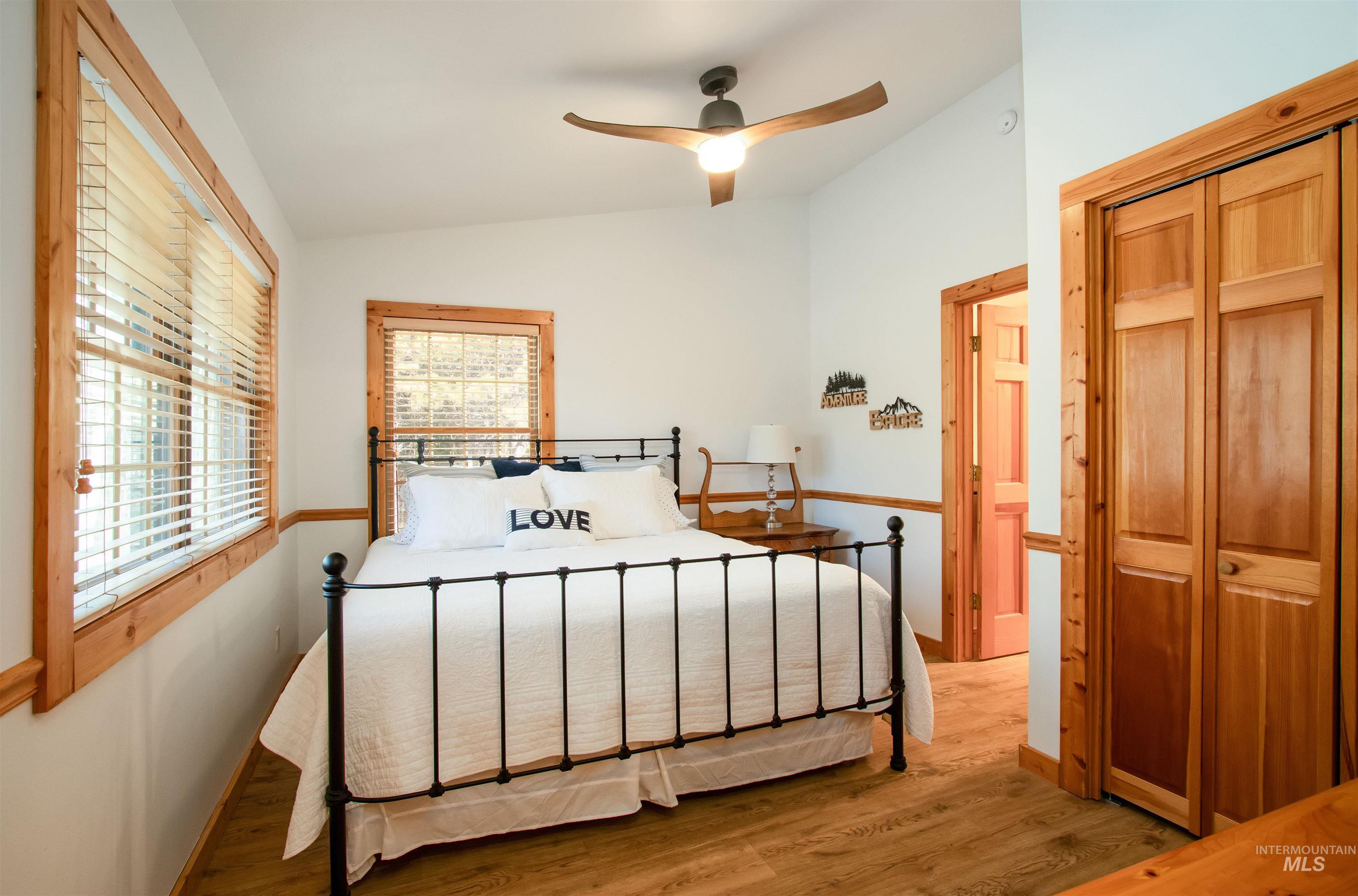 12712 Hereford Property Photo 33