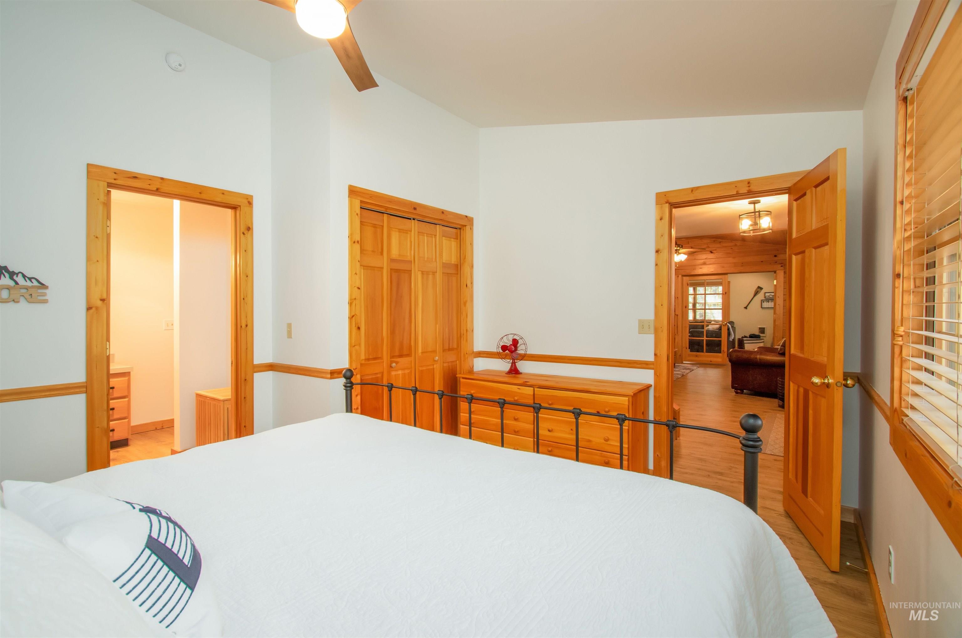 12712 Hereford Property Photo 34