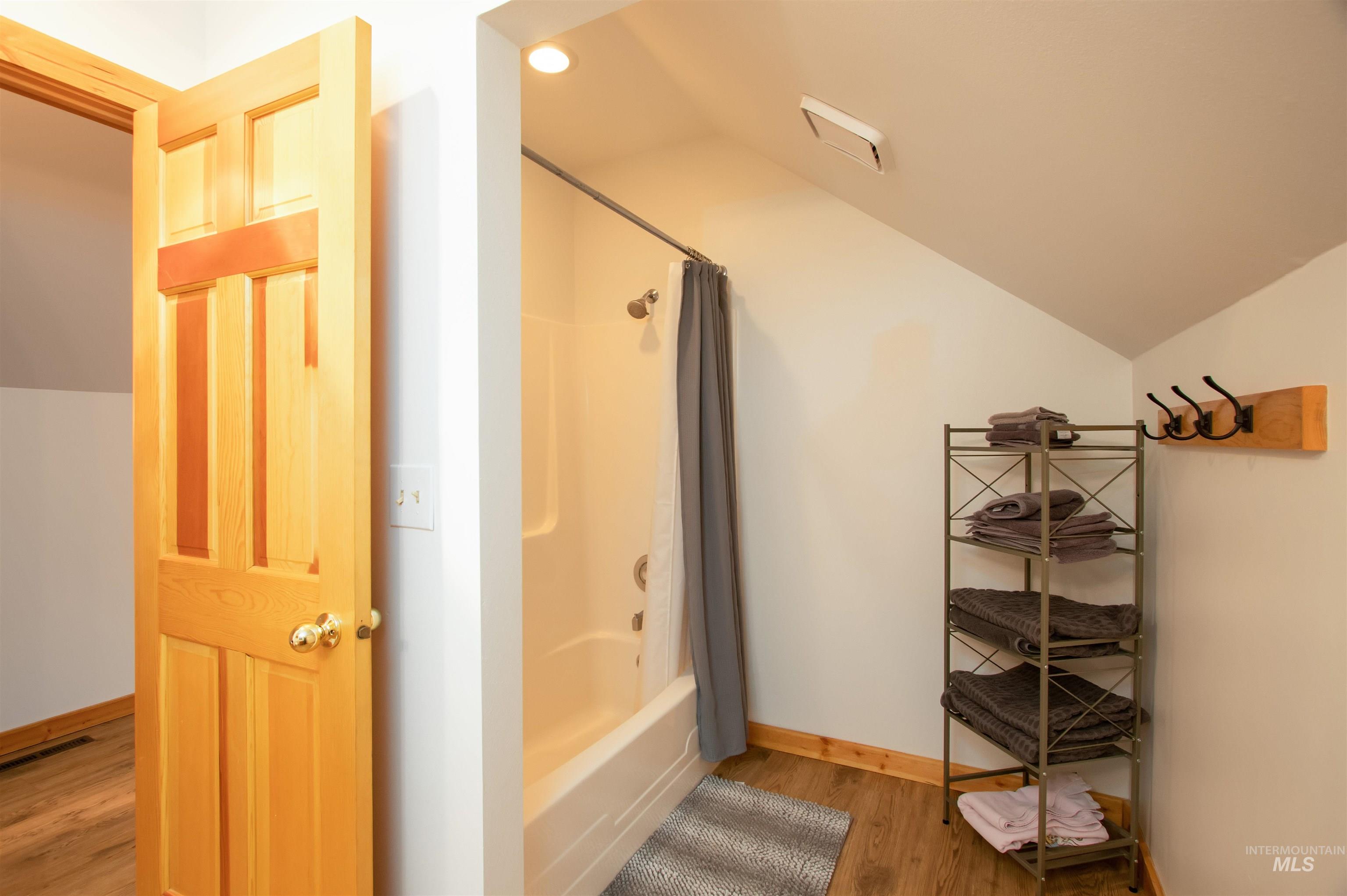 12712 Hereford Property Photo 43