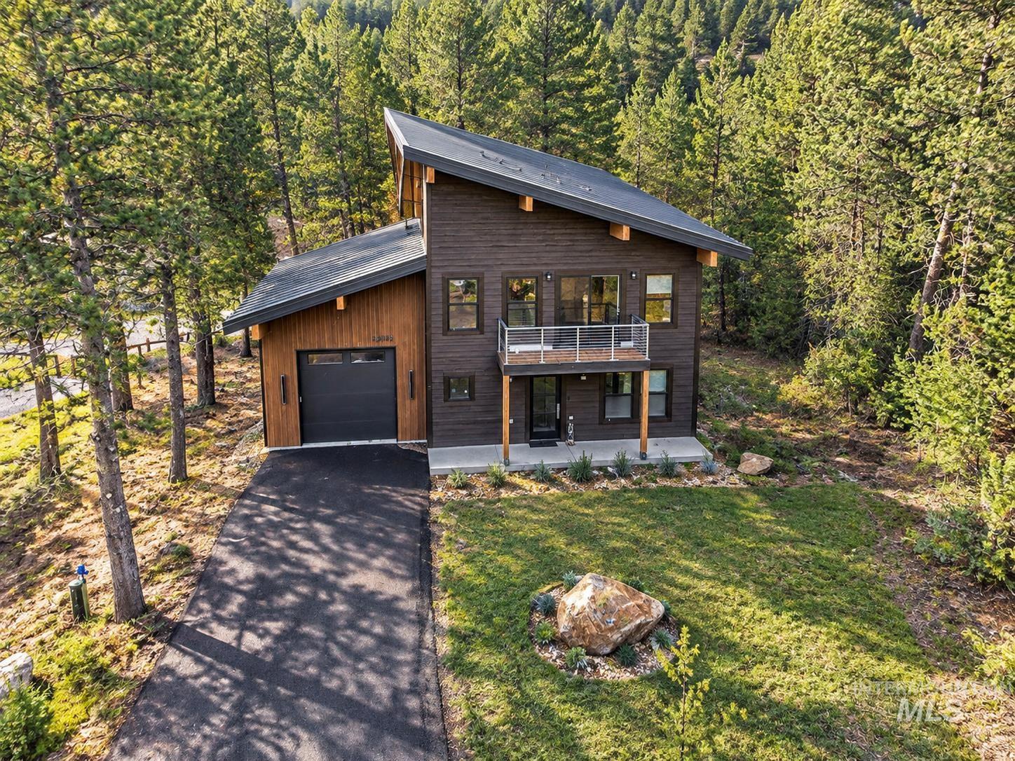 12910 Dawn Dr Property Photo 3