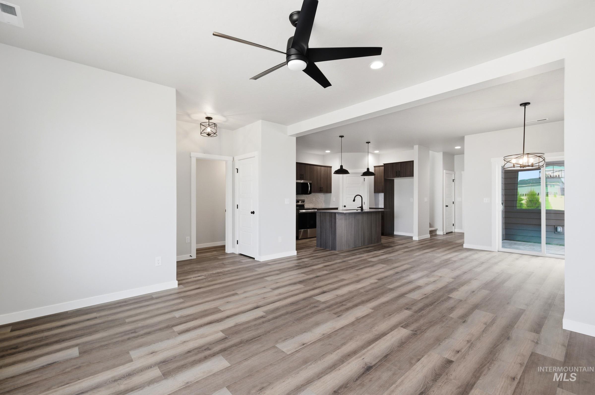 6699 W Fairy Falls Dr Property Photo 8