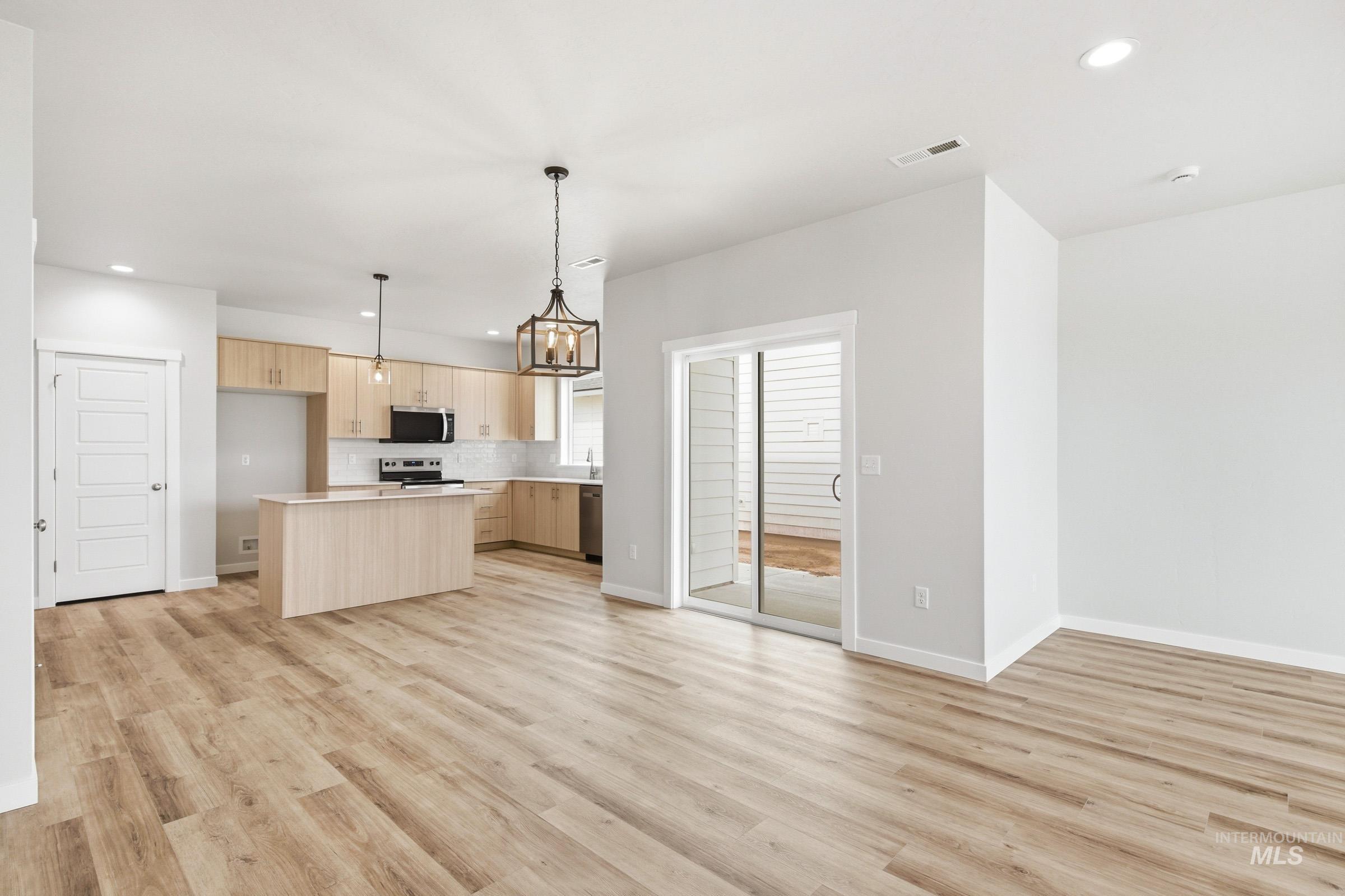 6675 W Fairy Falls Dr Property Photo 8