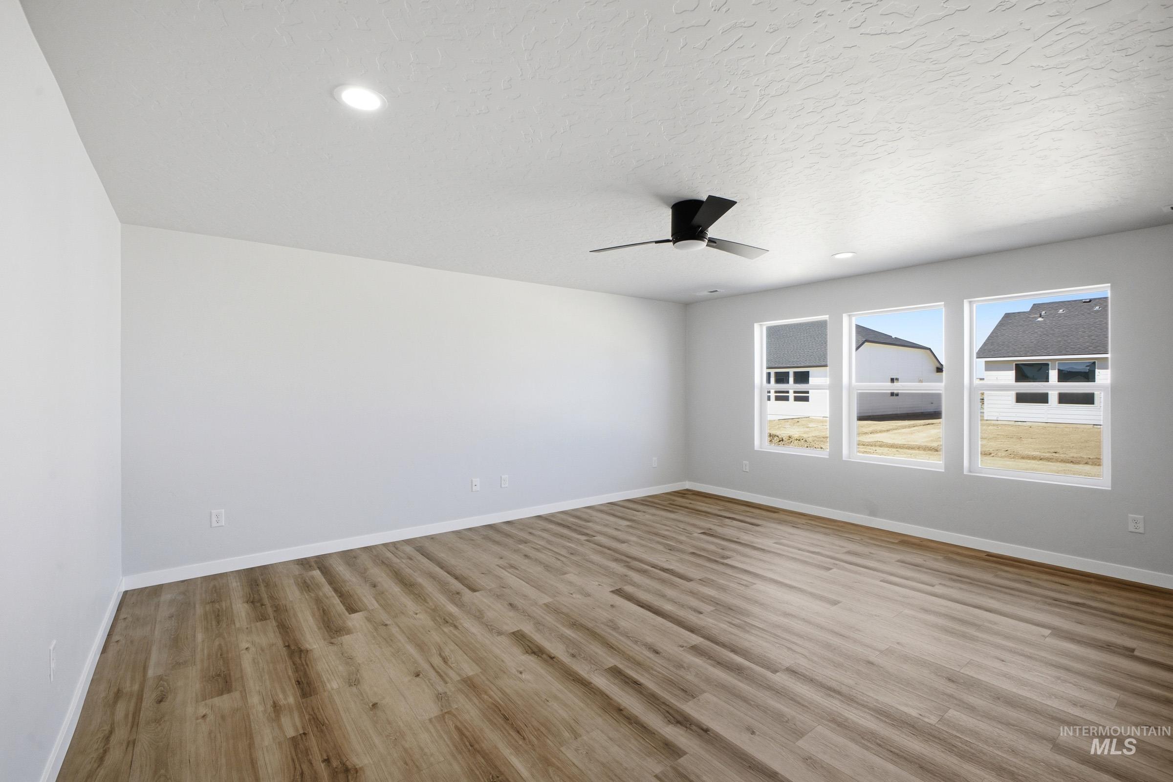 8179 E Cool River Lp Property Photo 6