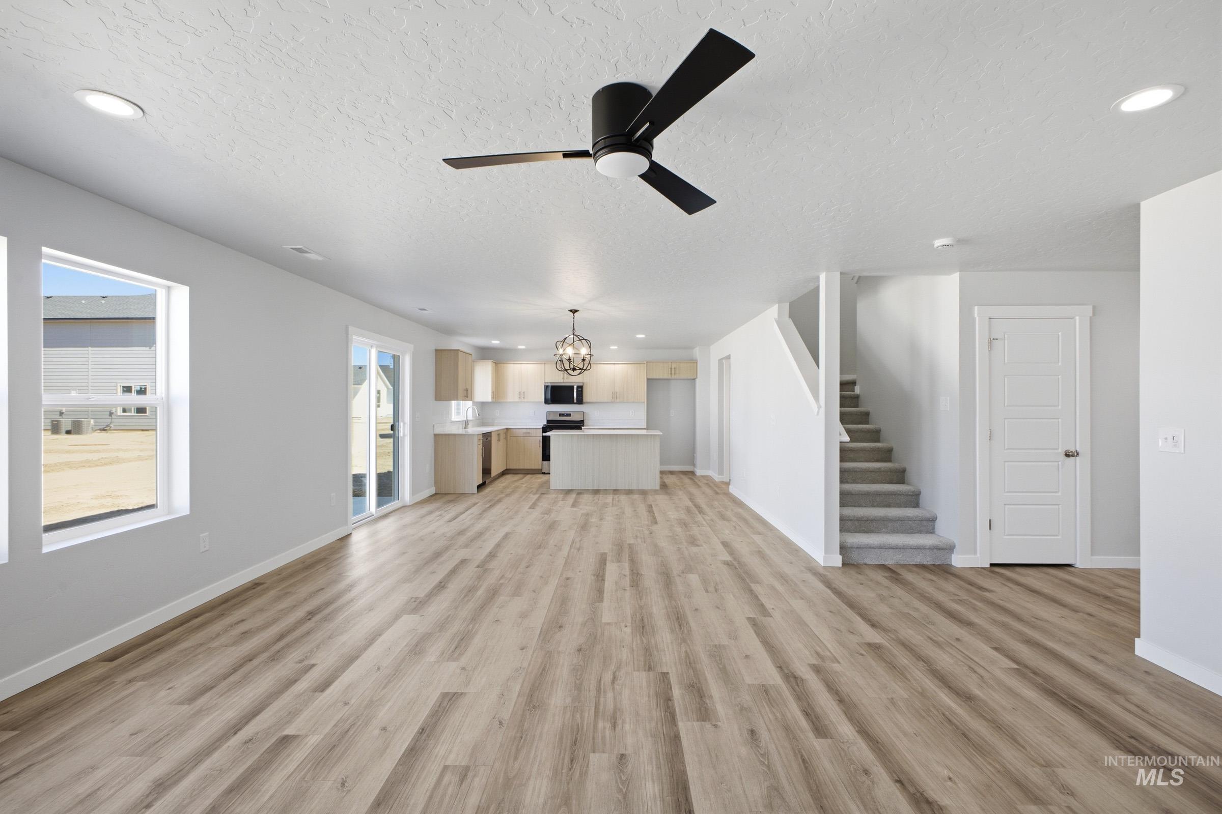 8179 E Cool River Lp Property Photo 8