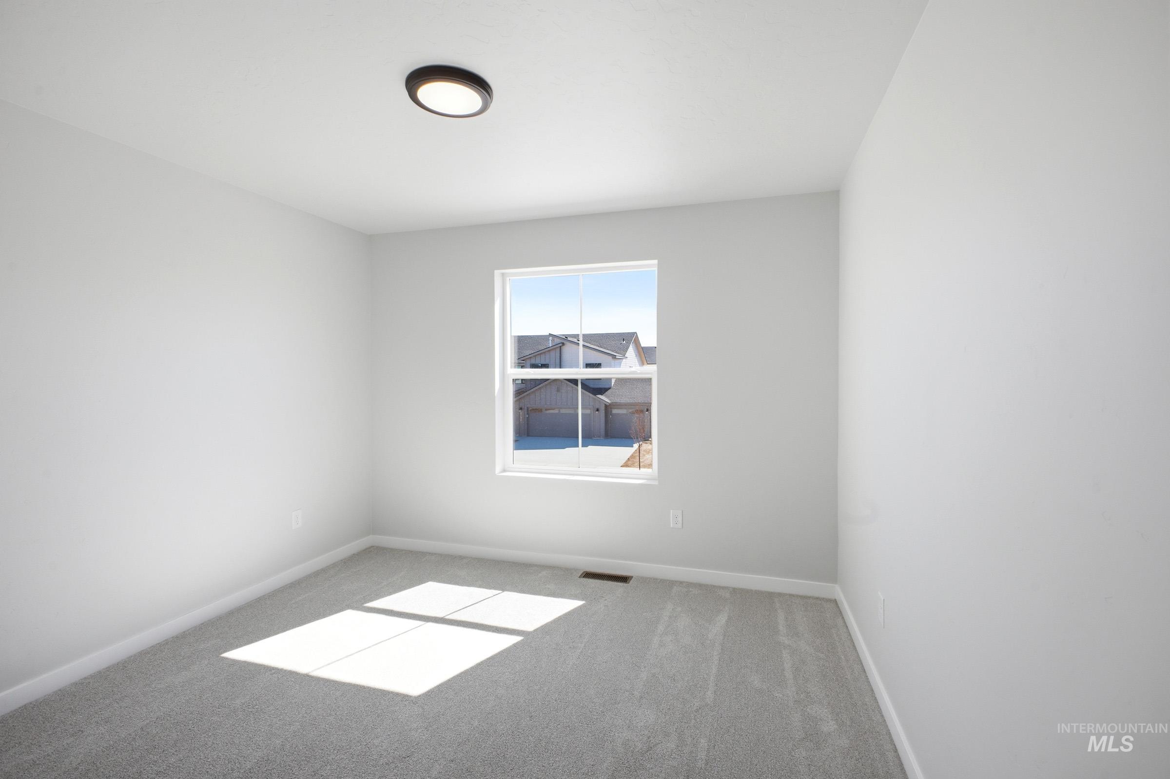 8179 E Cool River Lp Property Photo 15