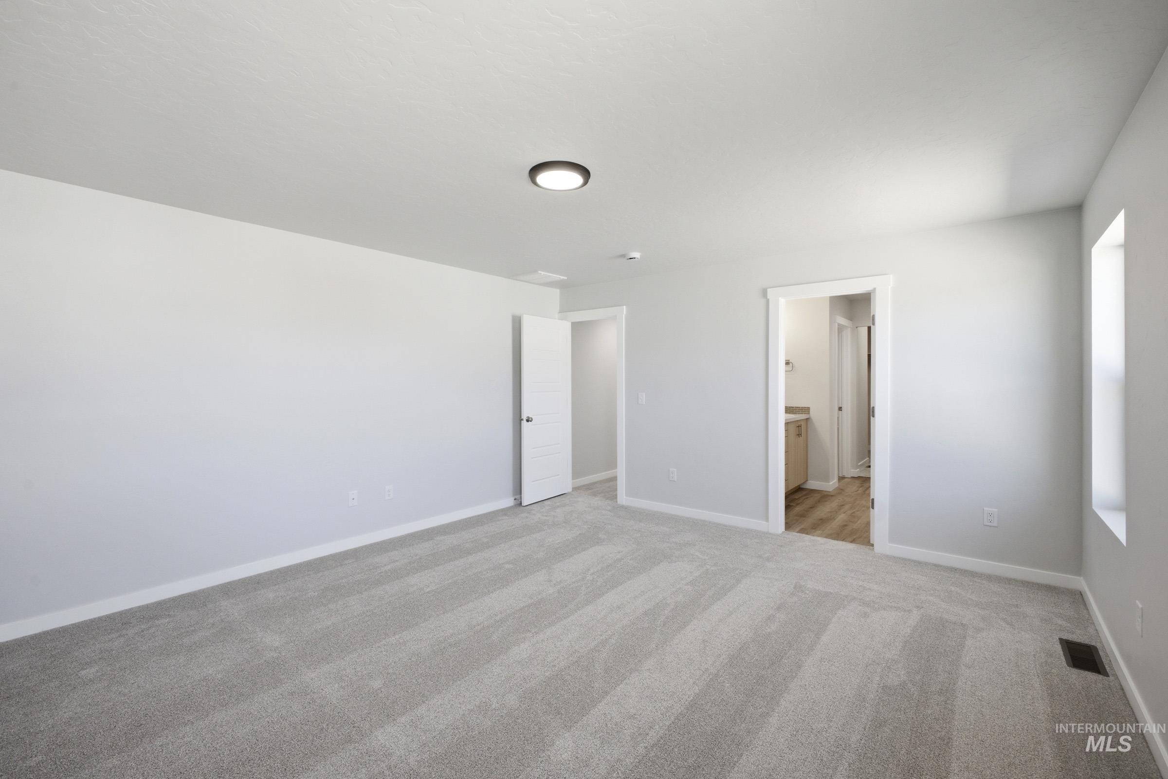 8179 E Cool River Lp Property Photo 19