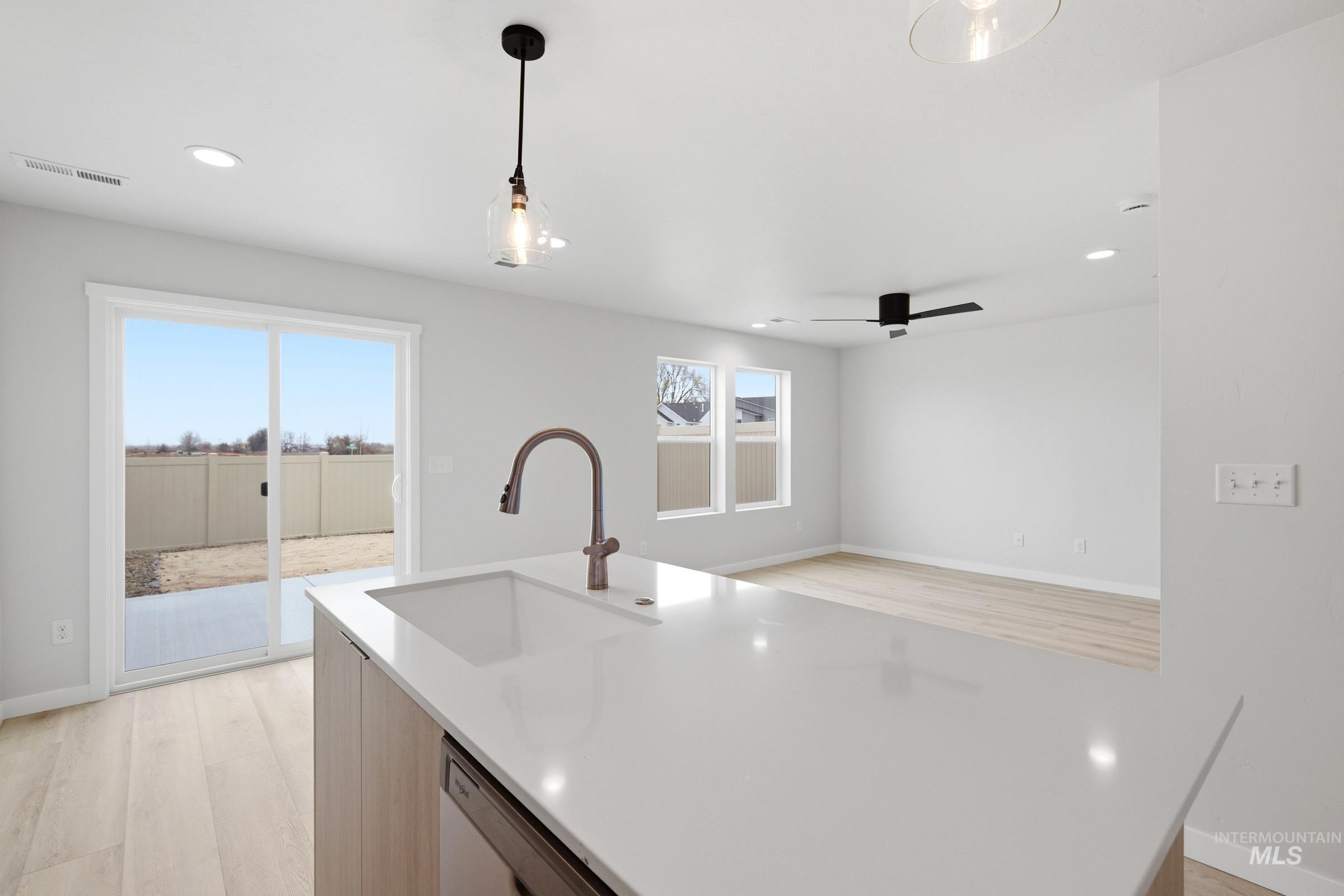 10784 Rutland St Property Photo 7