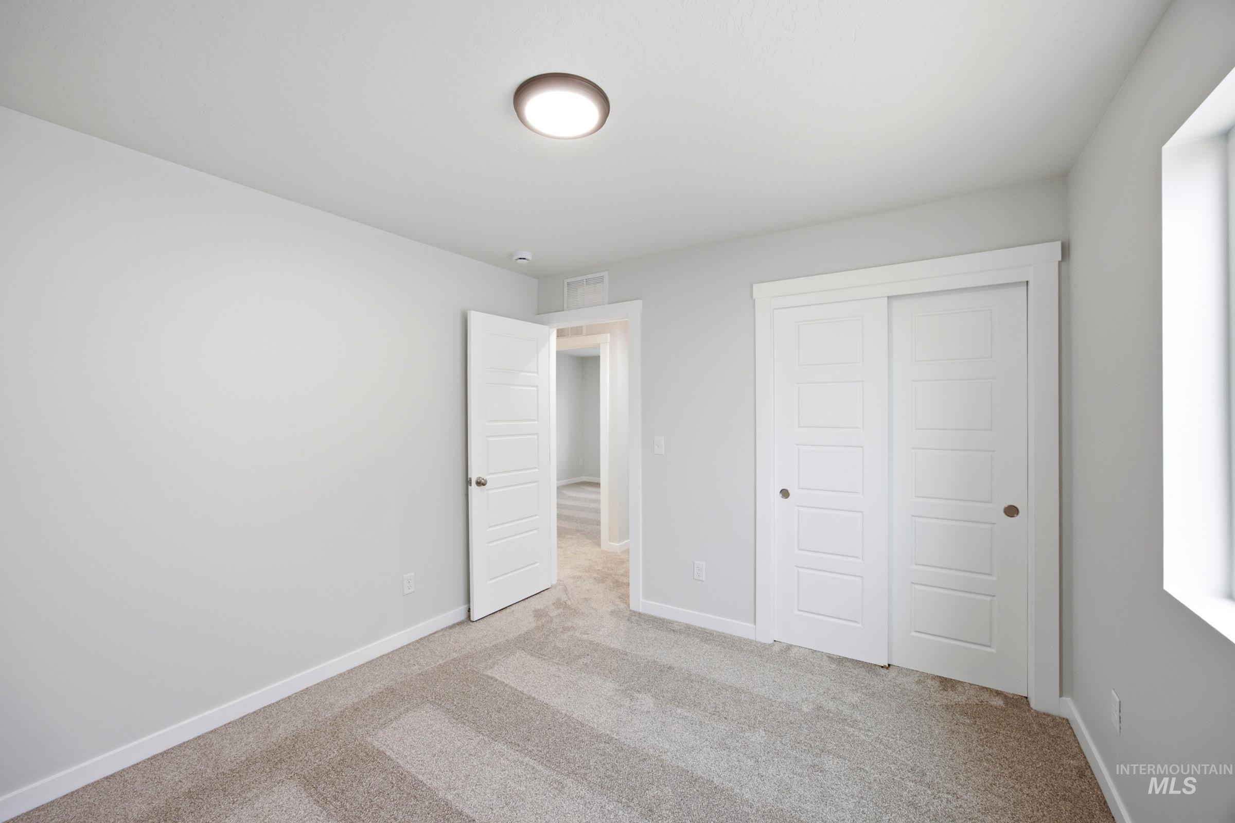 2135 S Border Way Property Photo 29