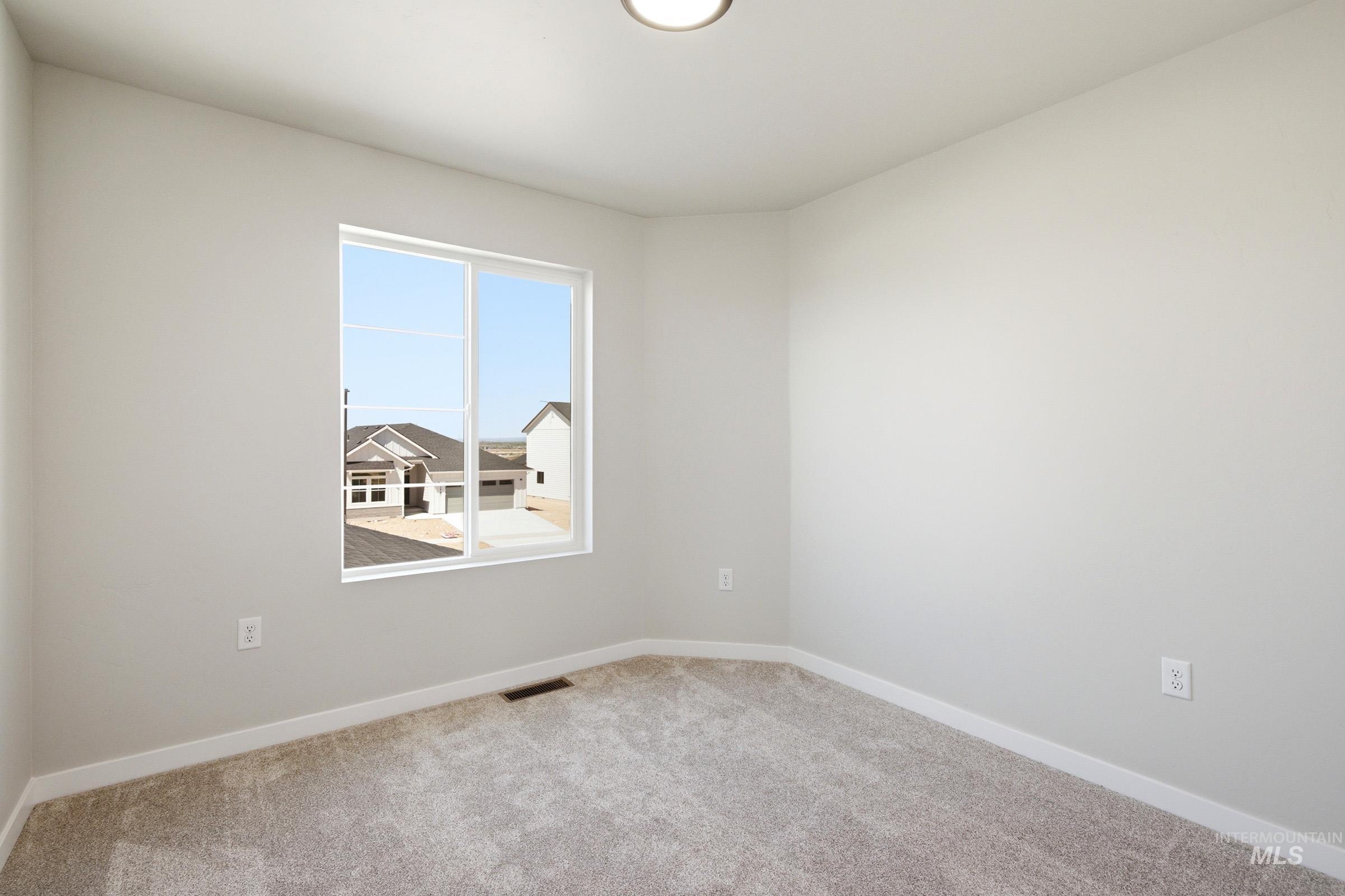 2192 S Border Way Property Photo 12