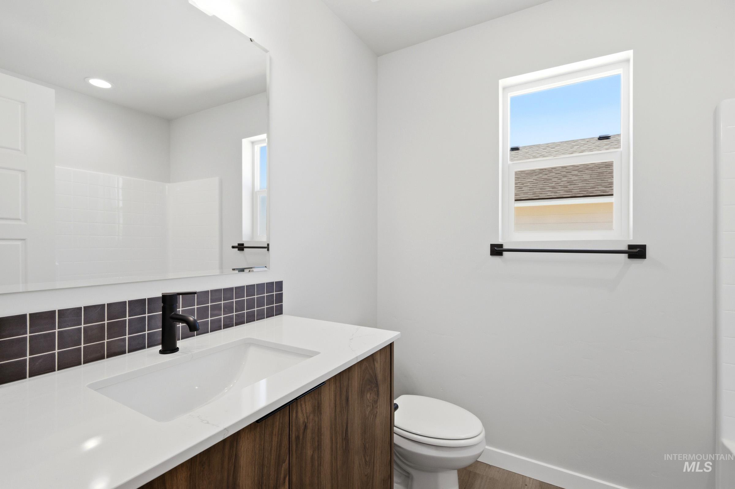 2192 S Border Way Property Photo 14