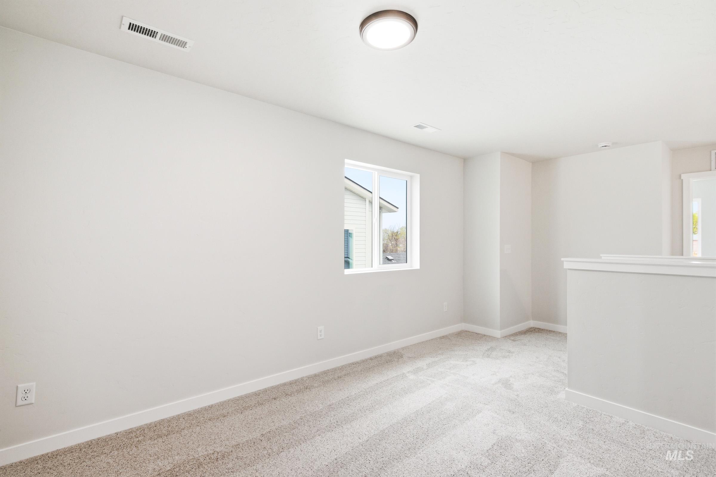 35 S Sweetgrass Ave Property Photo 16