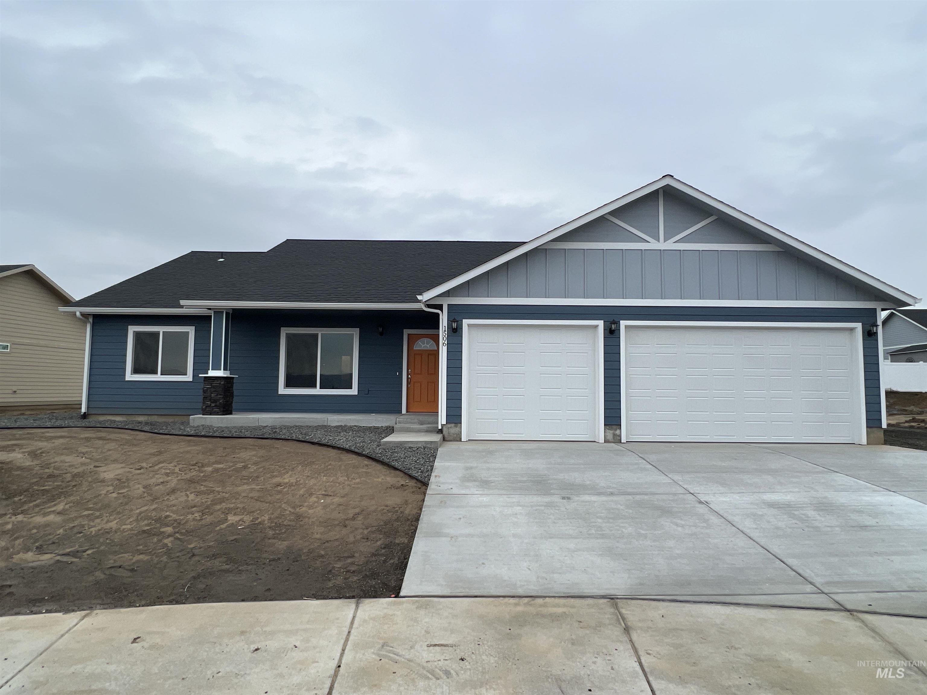 1743 Yellowstone Ct Property Photo 1