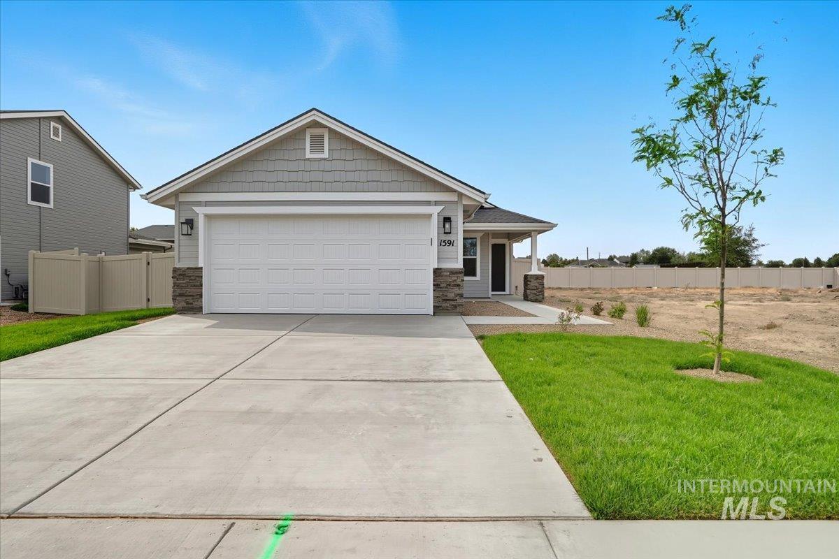 17548 Moon Ridge Pl Property Photo 1