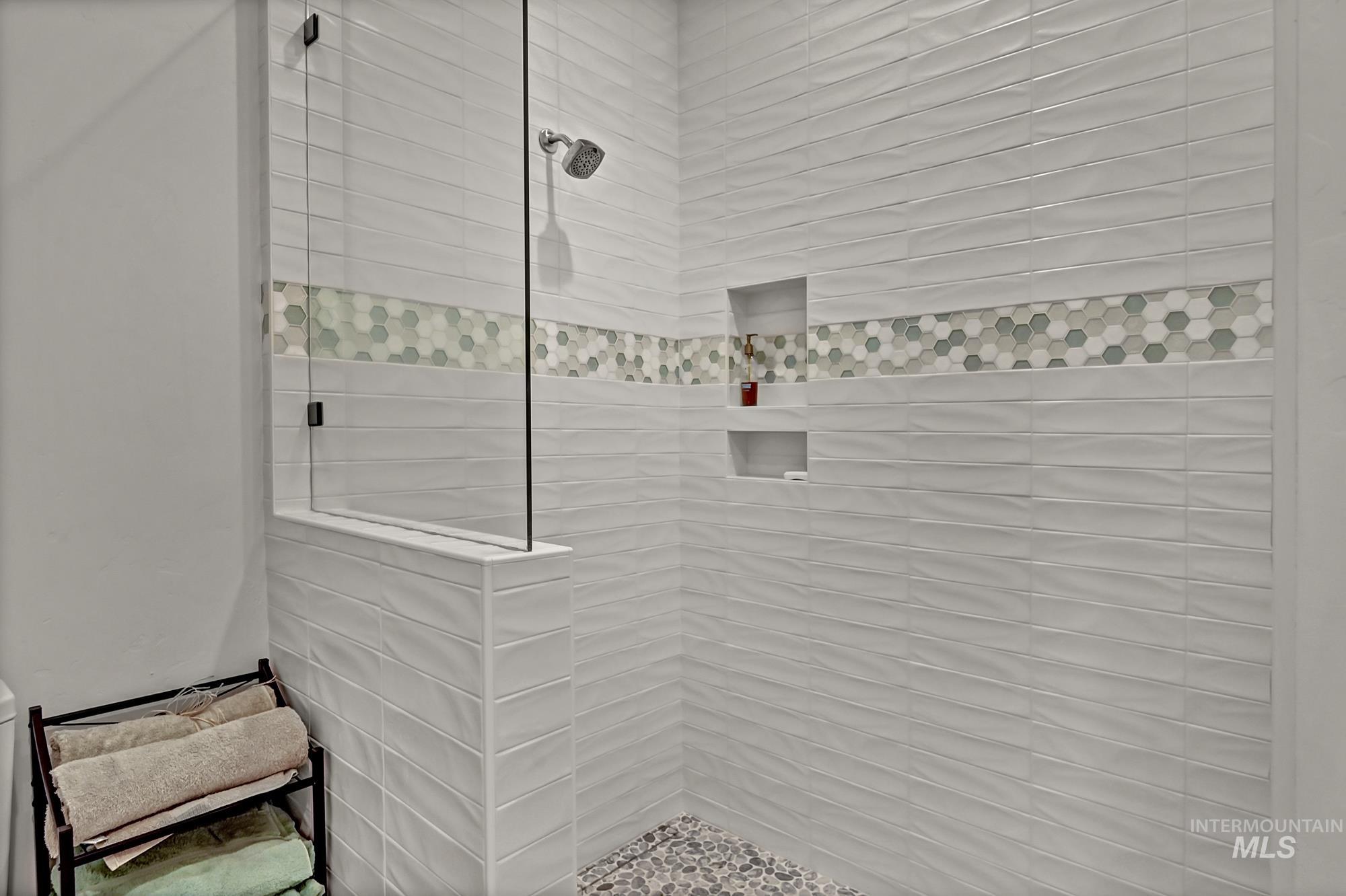 1281 E Chardie Road Property Photo 32