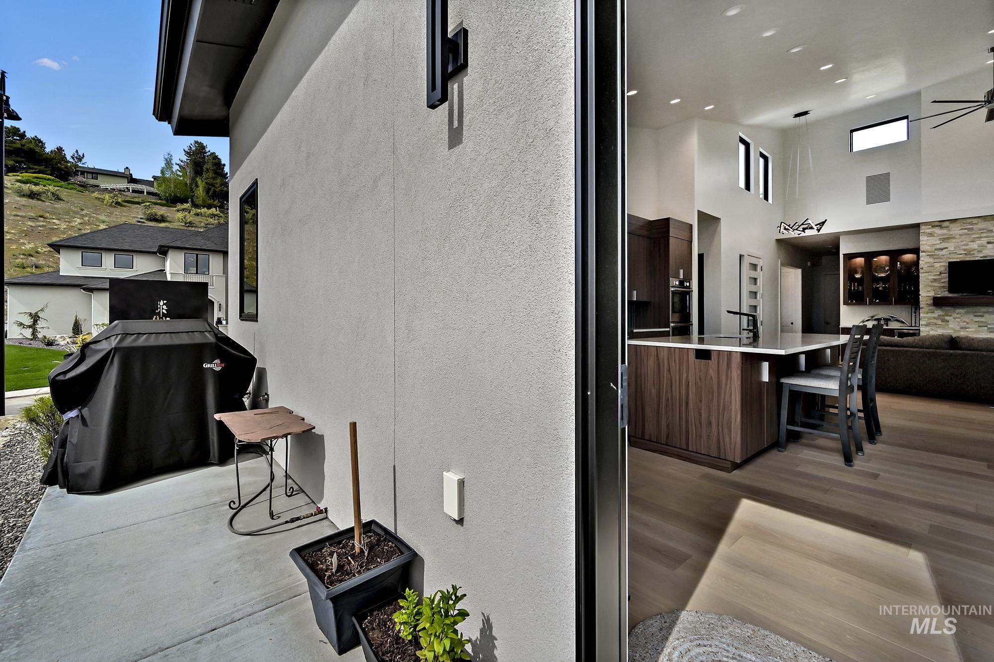1281 E Chardie Road Property Photo 33