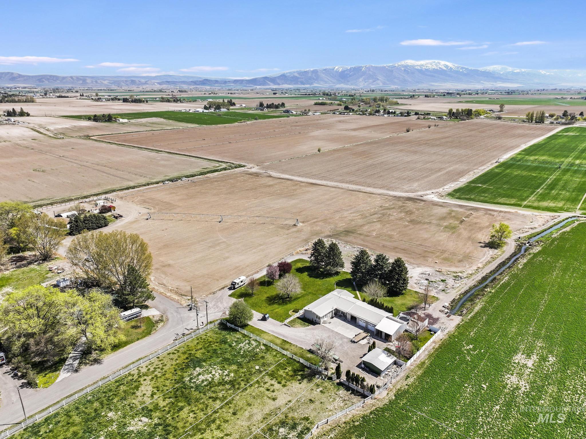 38 S 100 E Property Photo 2