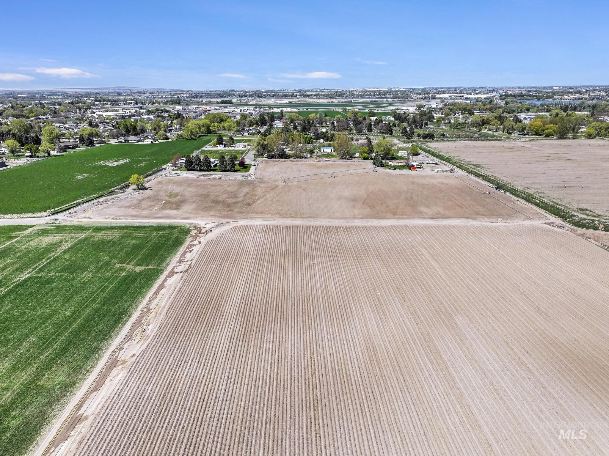 38 S 100 E Property Photo 10