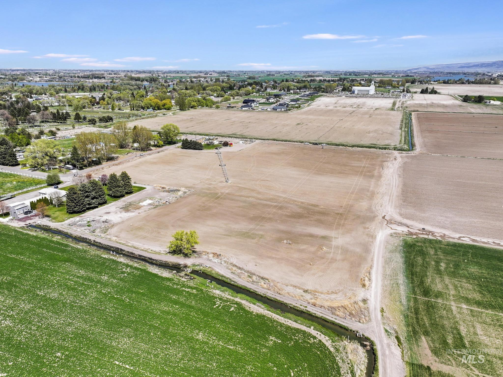 38 S 100 E Property Photo 14