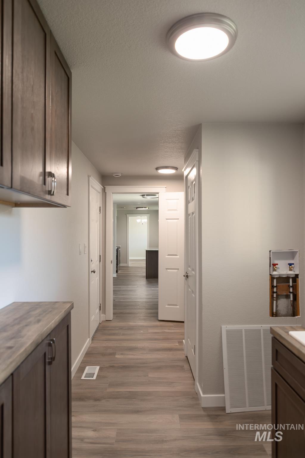 1366 Arata Way Property Photo 14