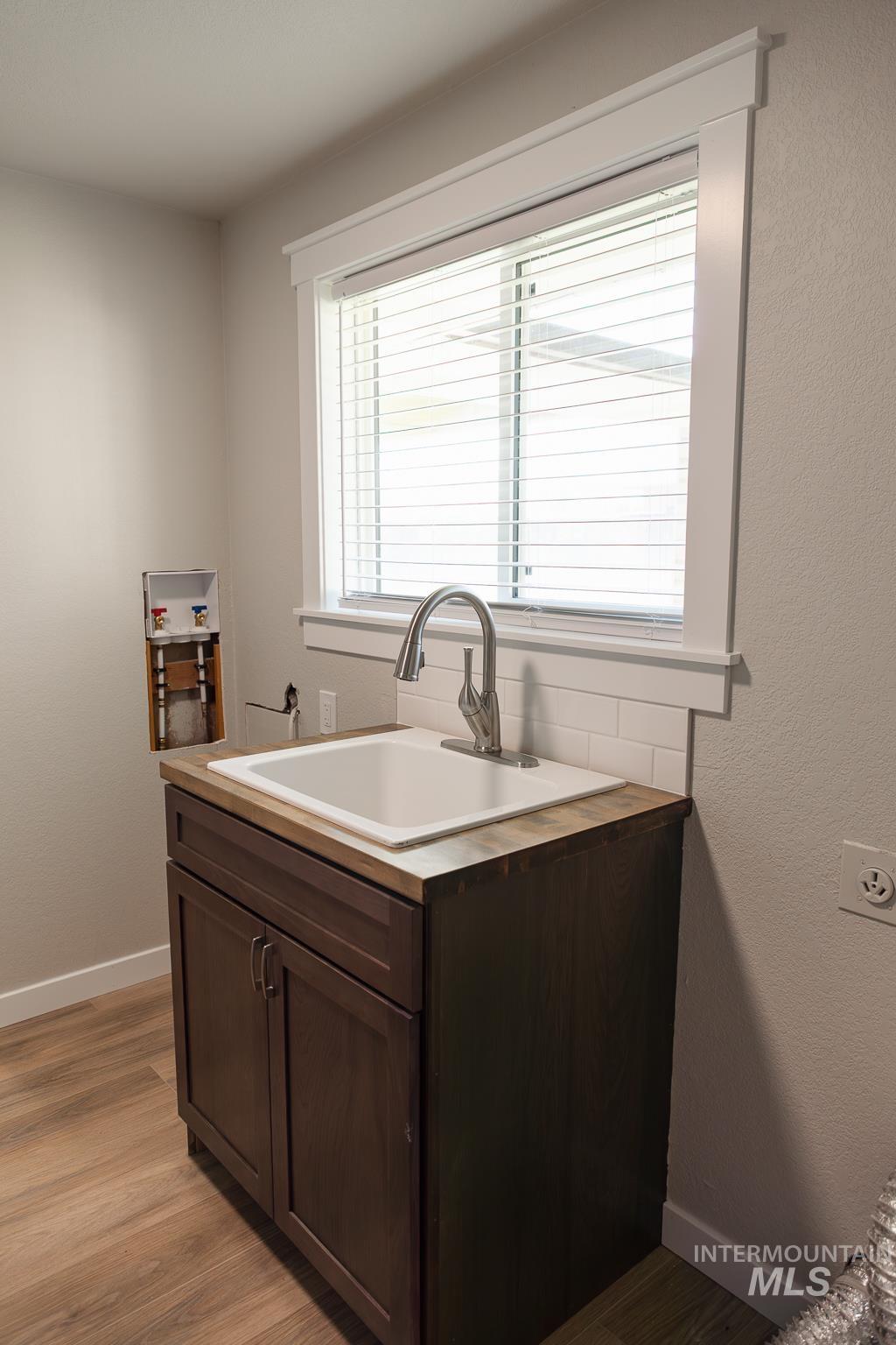 1366 Arata Way Property Photo 15
