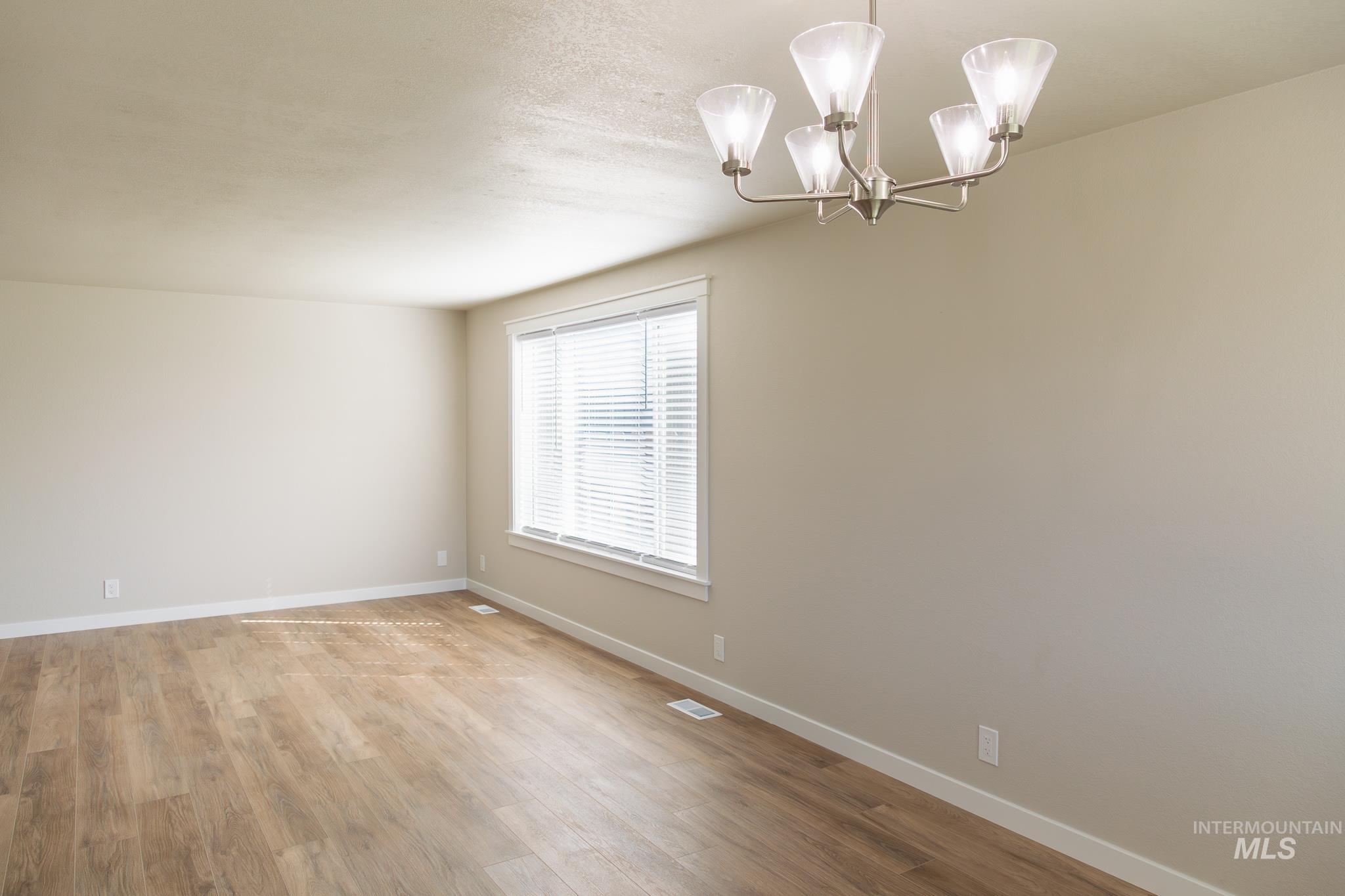 1366 Arata Way Property Photo 16