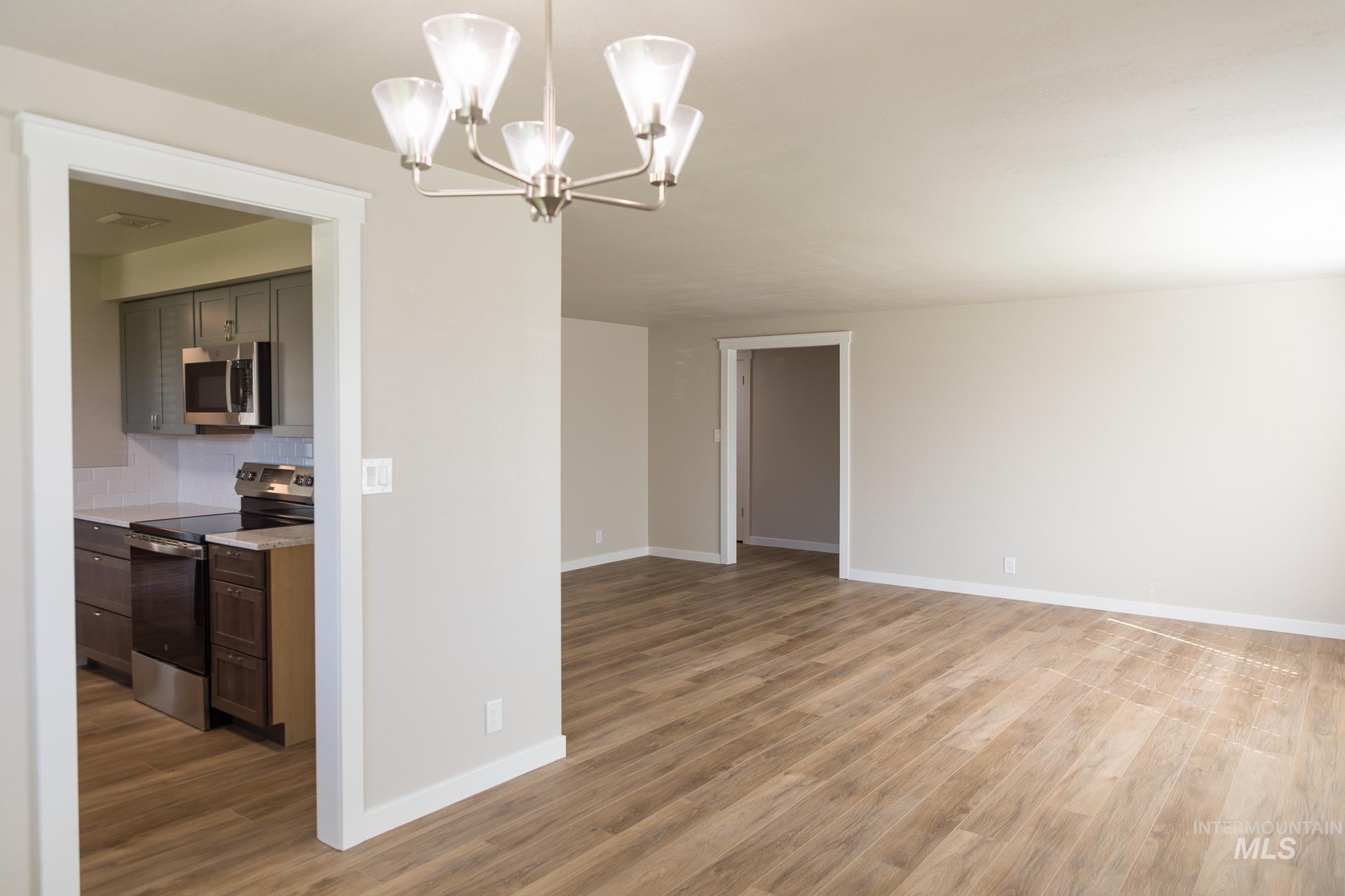 1366 Arata Way Property Photo 17