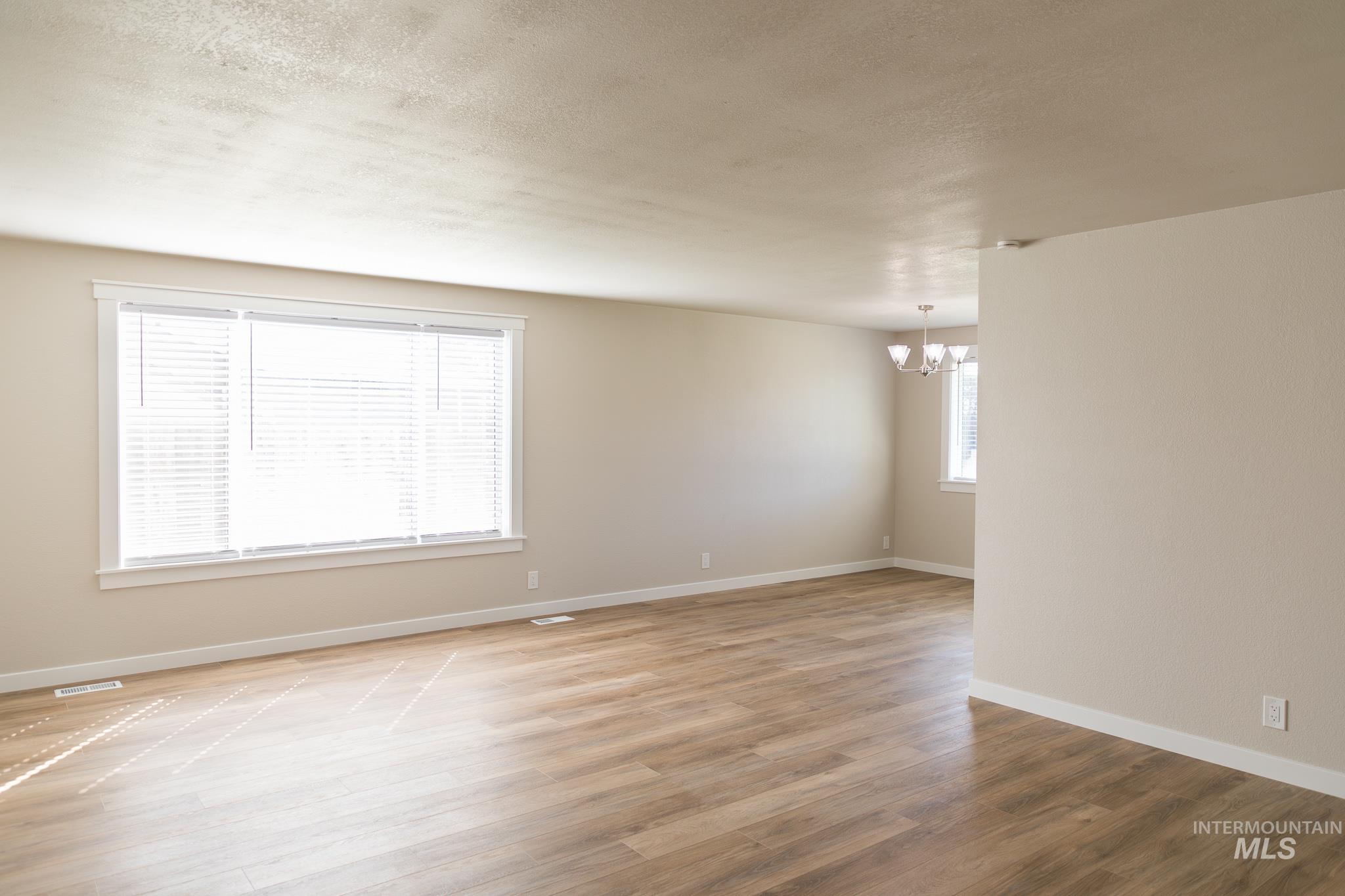 1366 Arata Way Property Photo 19