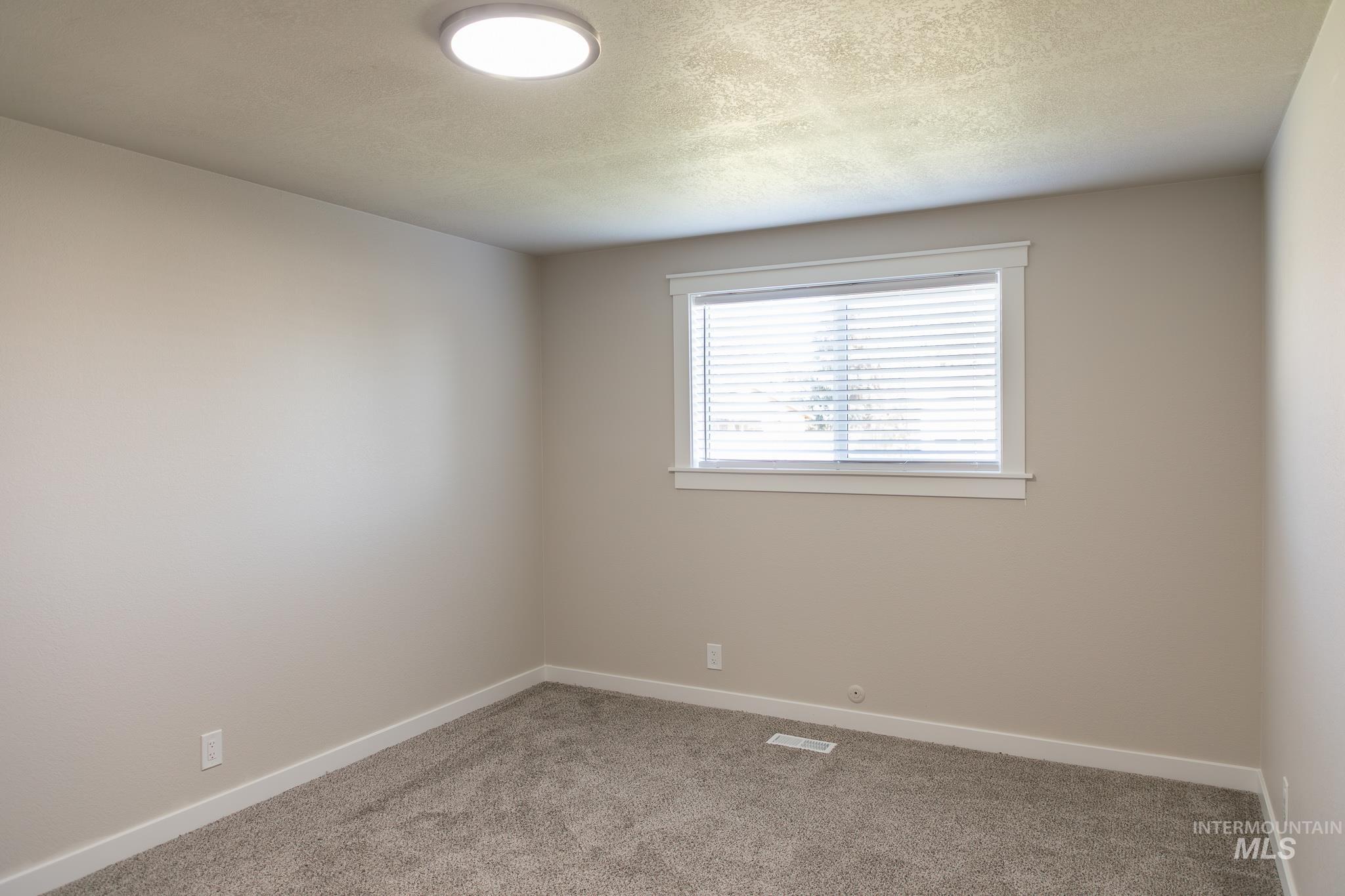 1366 Arata Way Property Photo 32