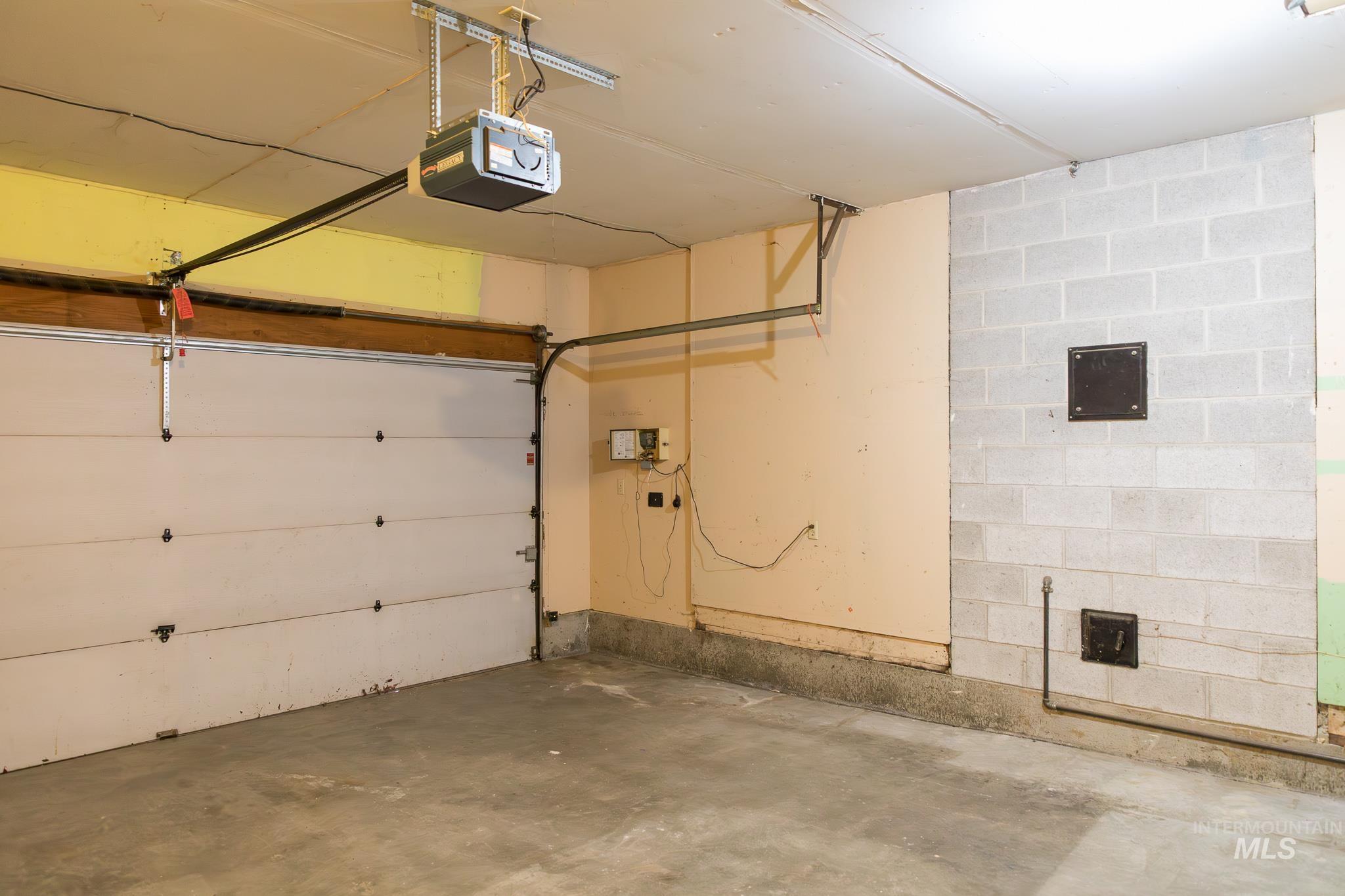 1366 Arata Way Property Photo 44