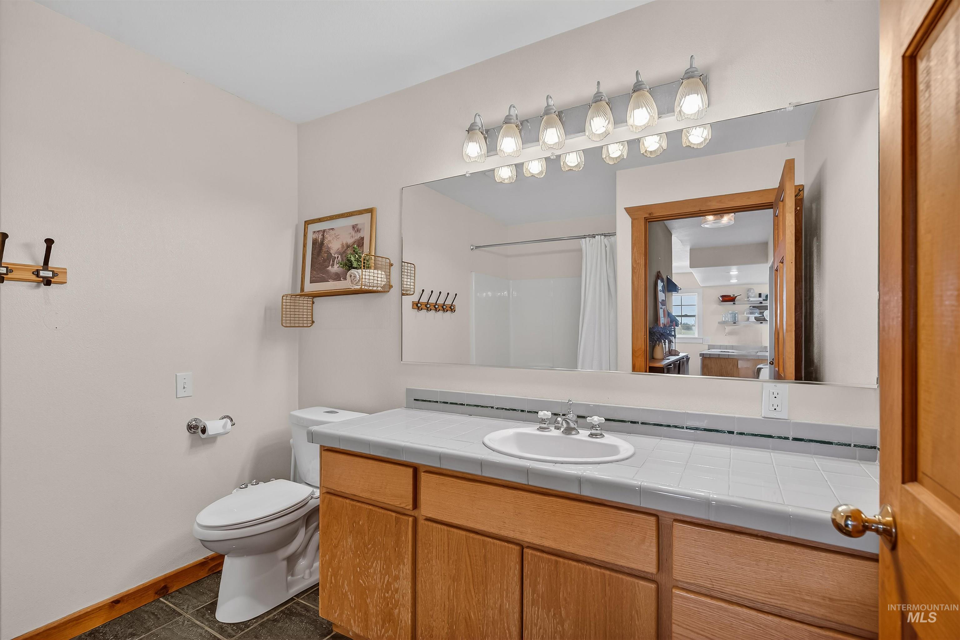 6598 Cougar Ridge Road Property Photo 15