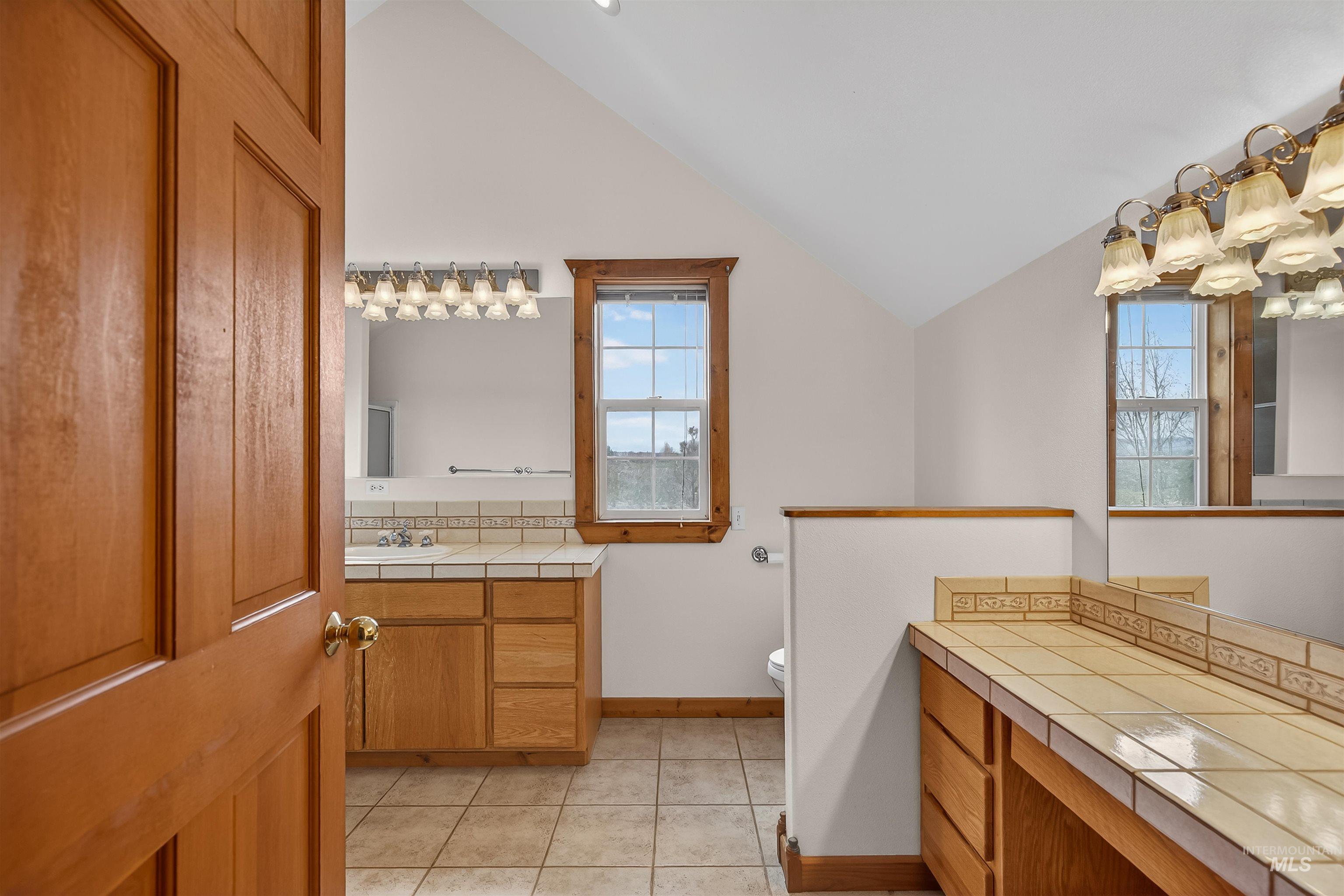 6598 Cougar Ridge Road Property Photo 25