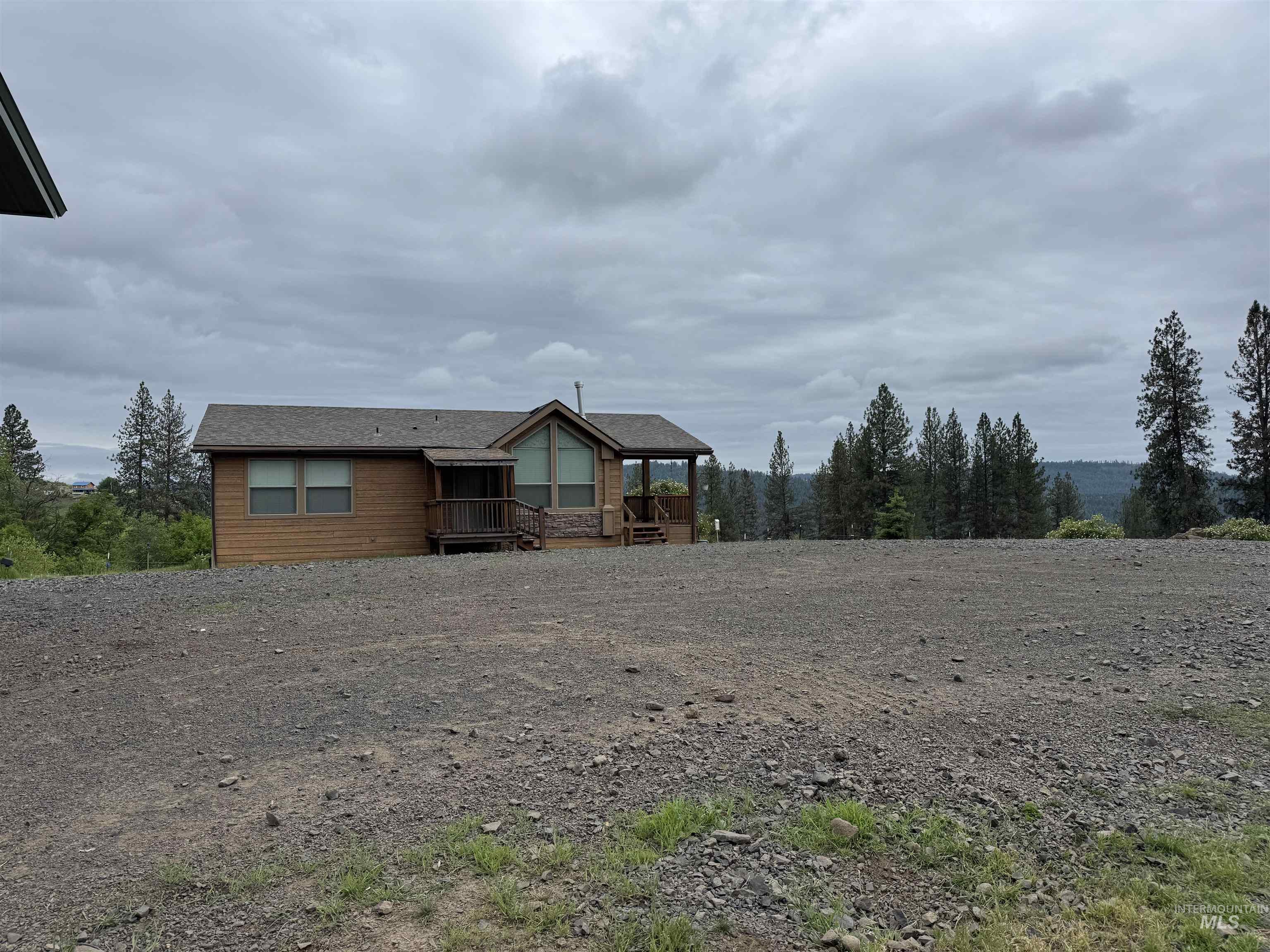 5371 Upper Fords Creek Property Photo 6