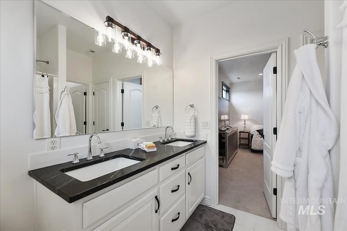 12343 Whitechapel Way Property Photo 34