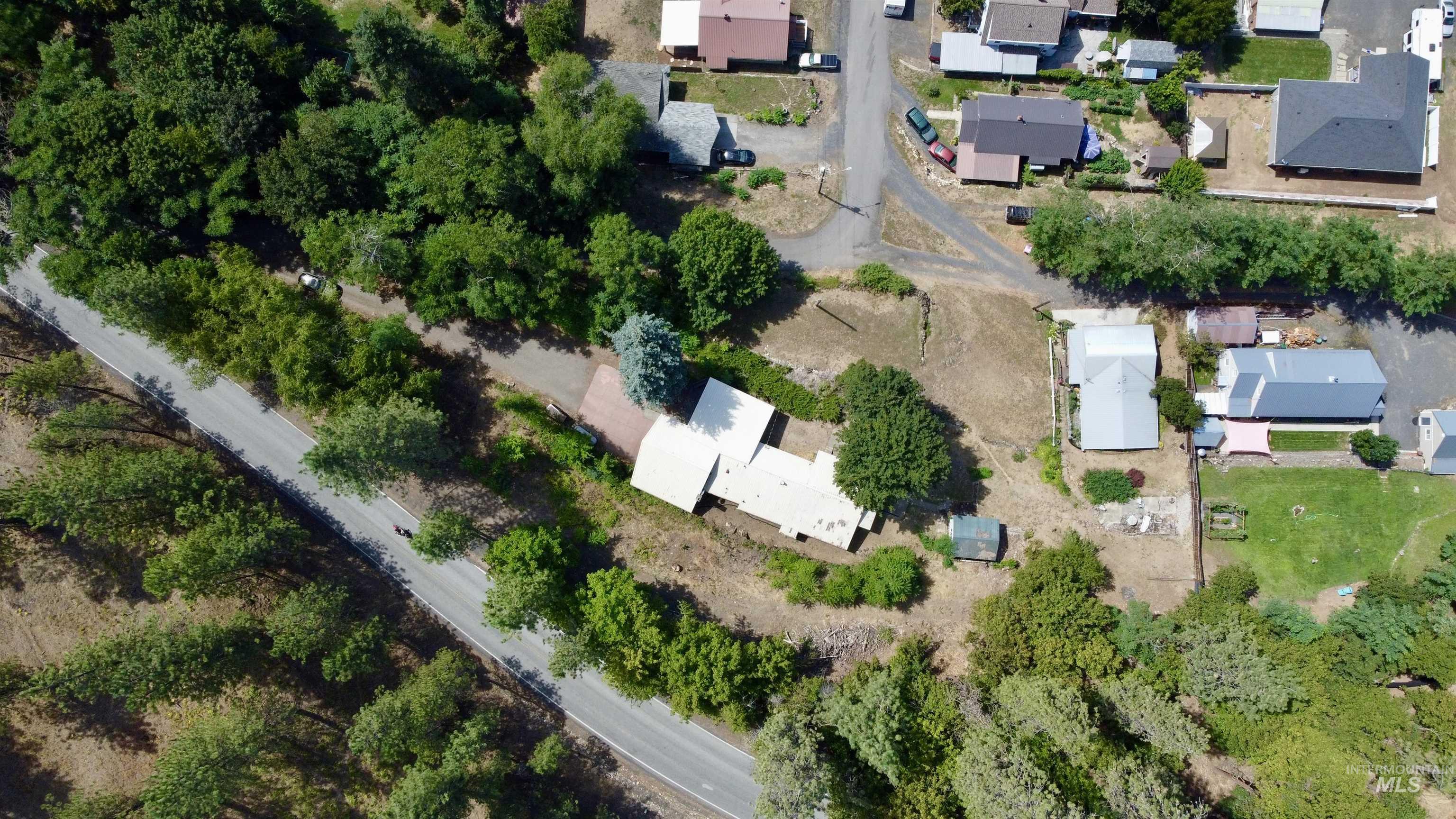 704 Floyd Avenue Property Photo 41