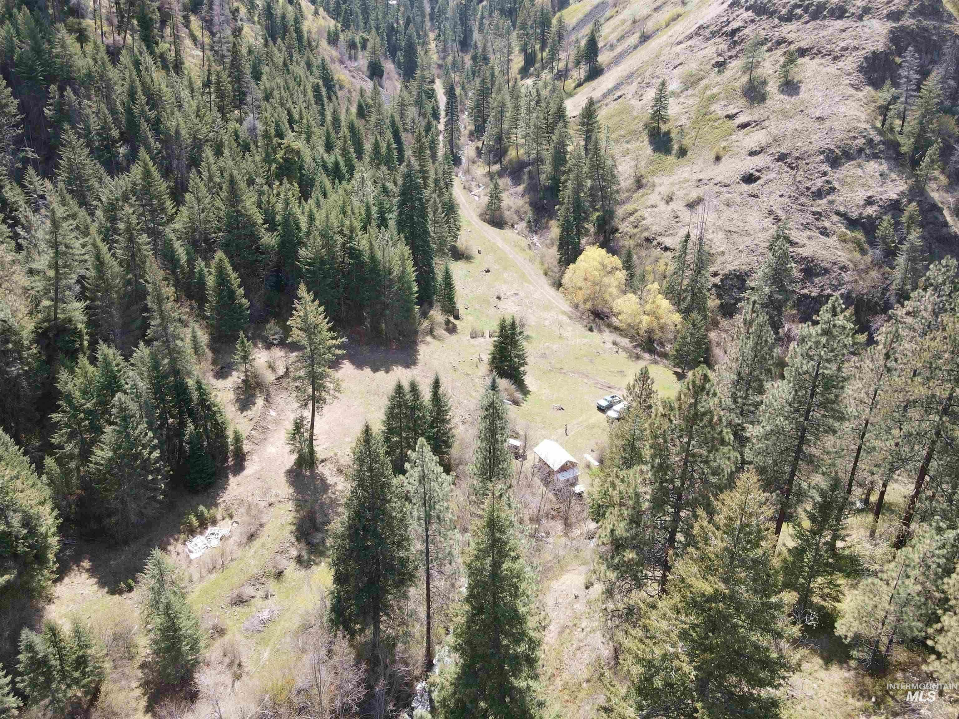 478 Deer Gulch Rd Property Photo 21