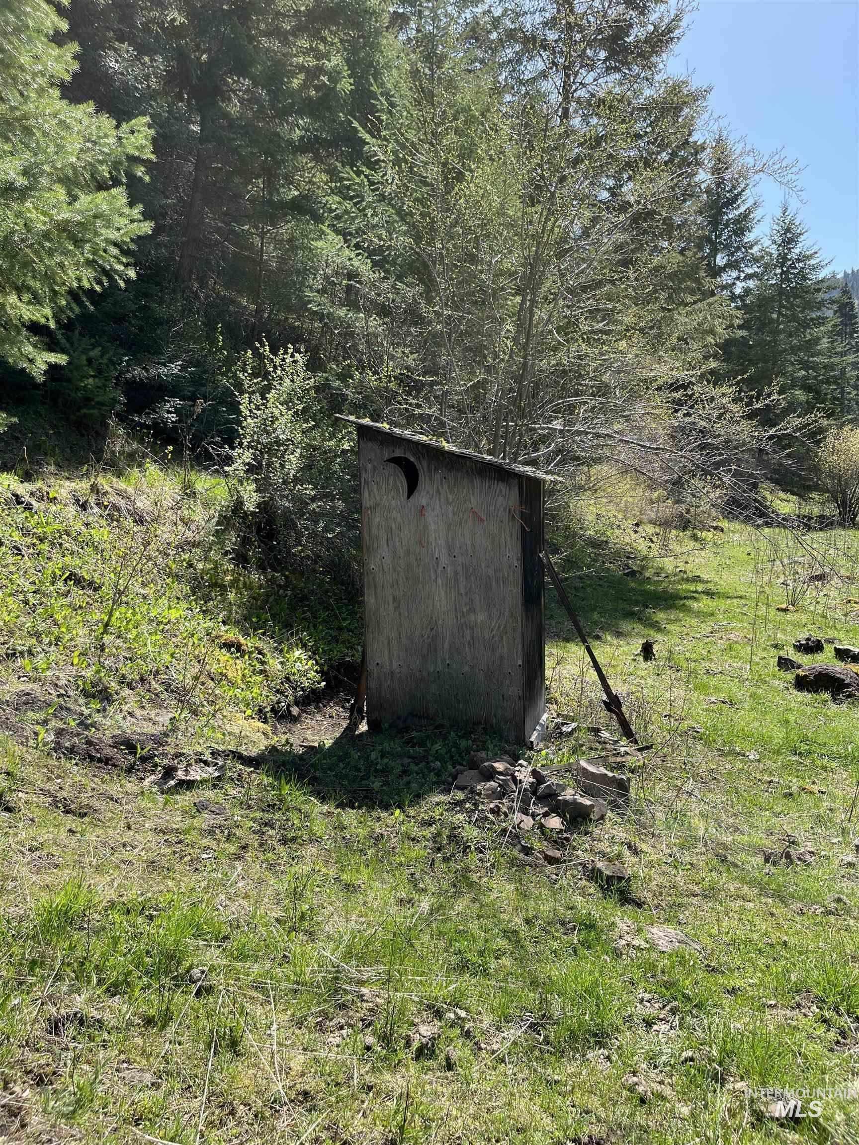 478 Deer Gulch Rd Property Photo 30