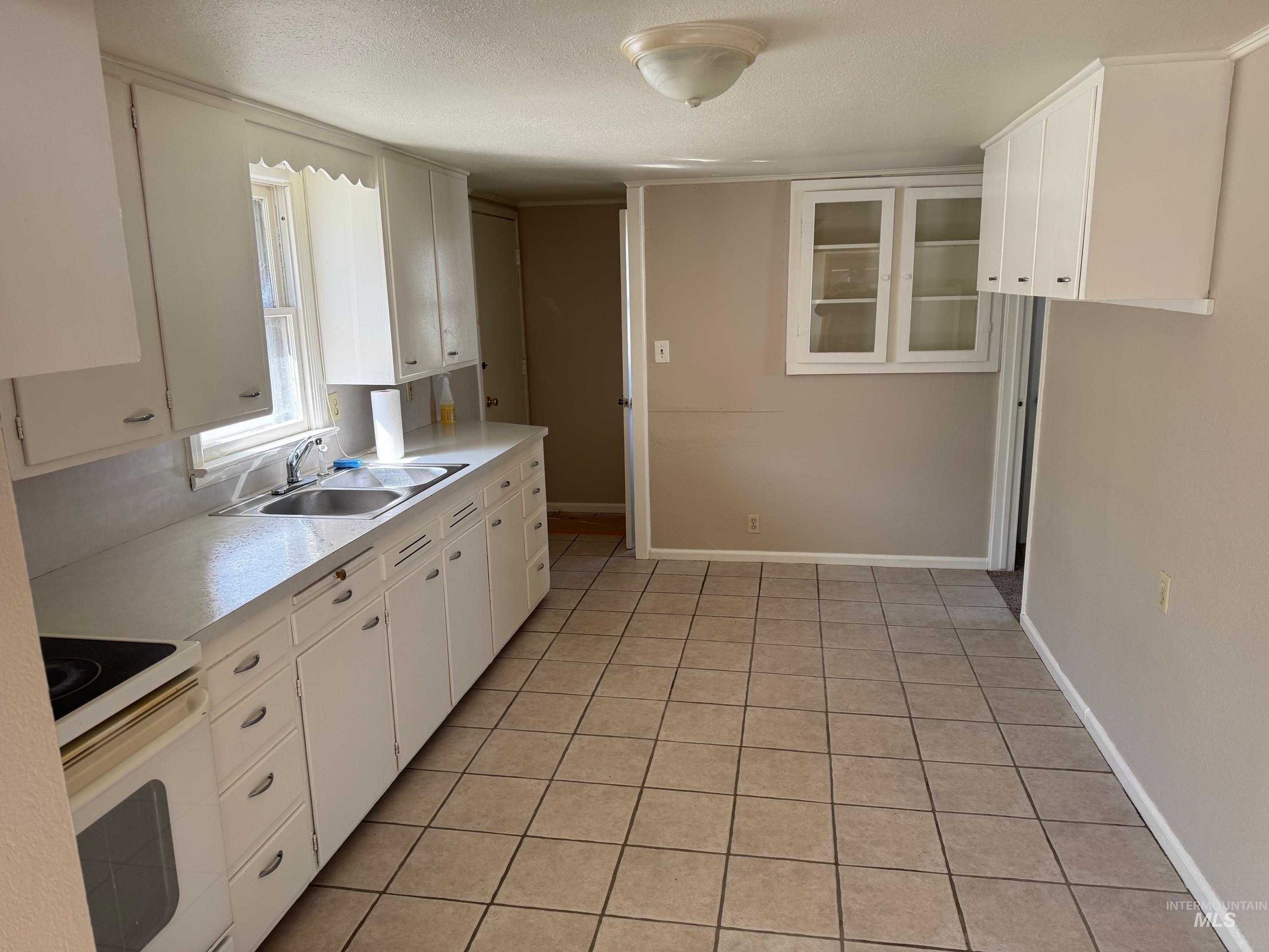 931 S Fillmore Property Photo 6