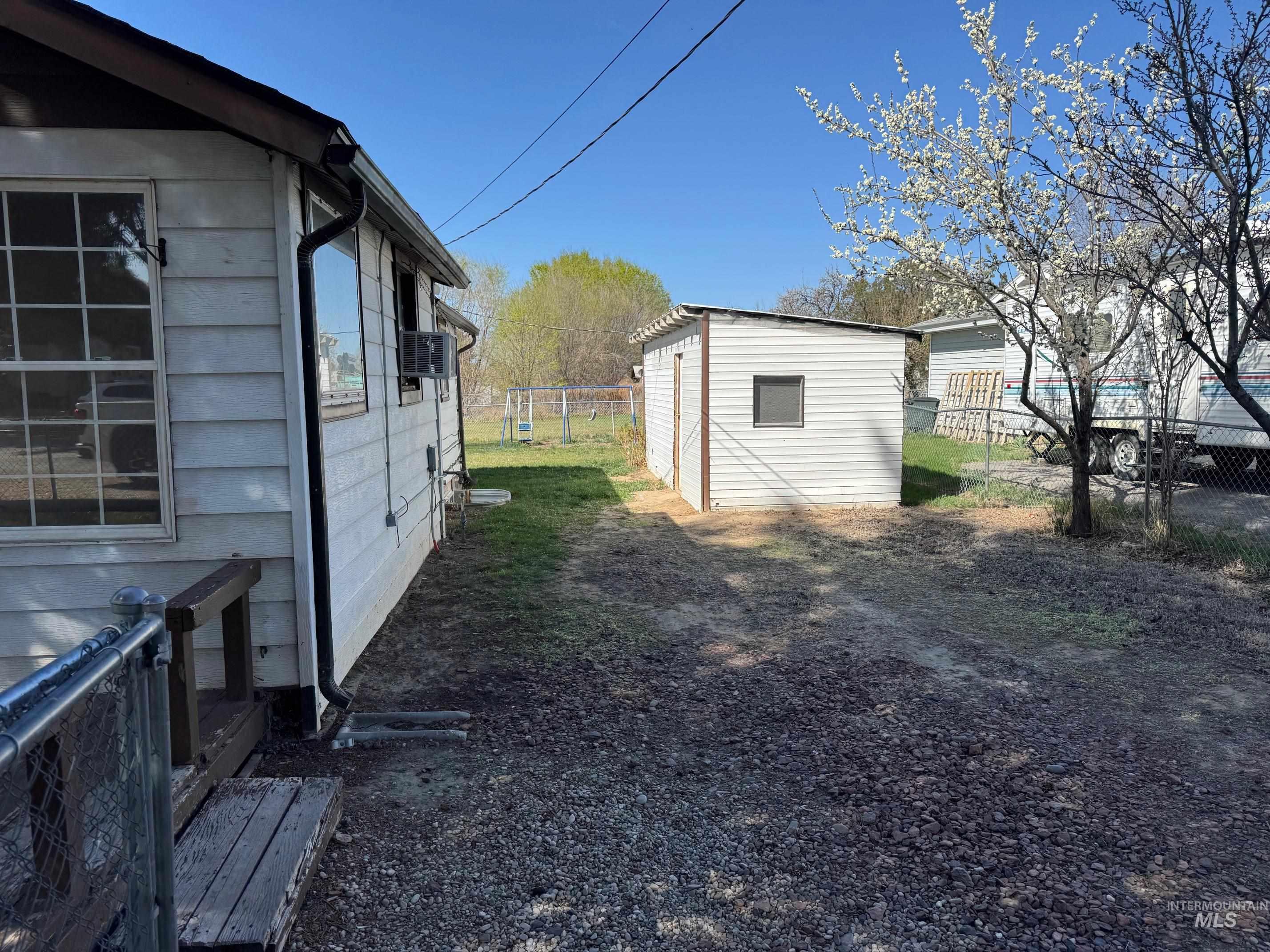 931 S Fillmore Property Photo 16